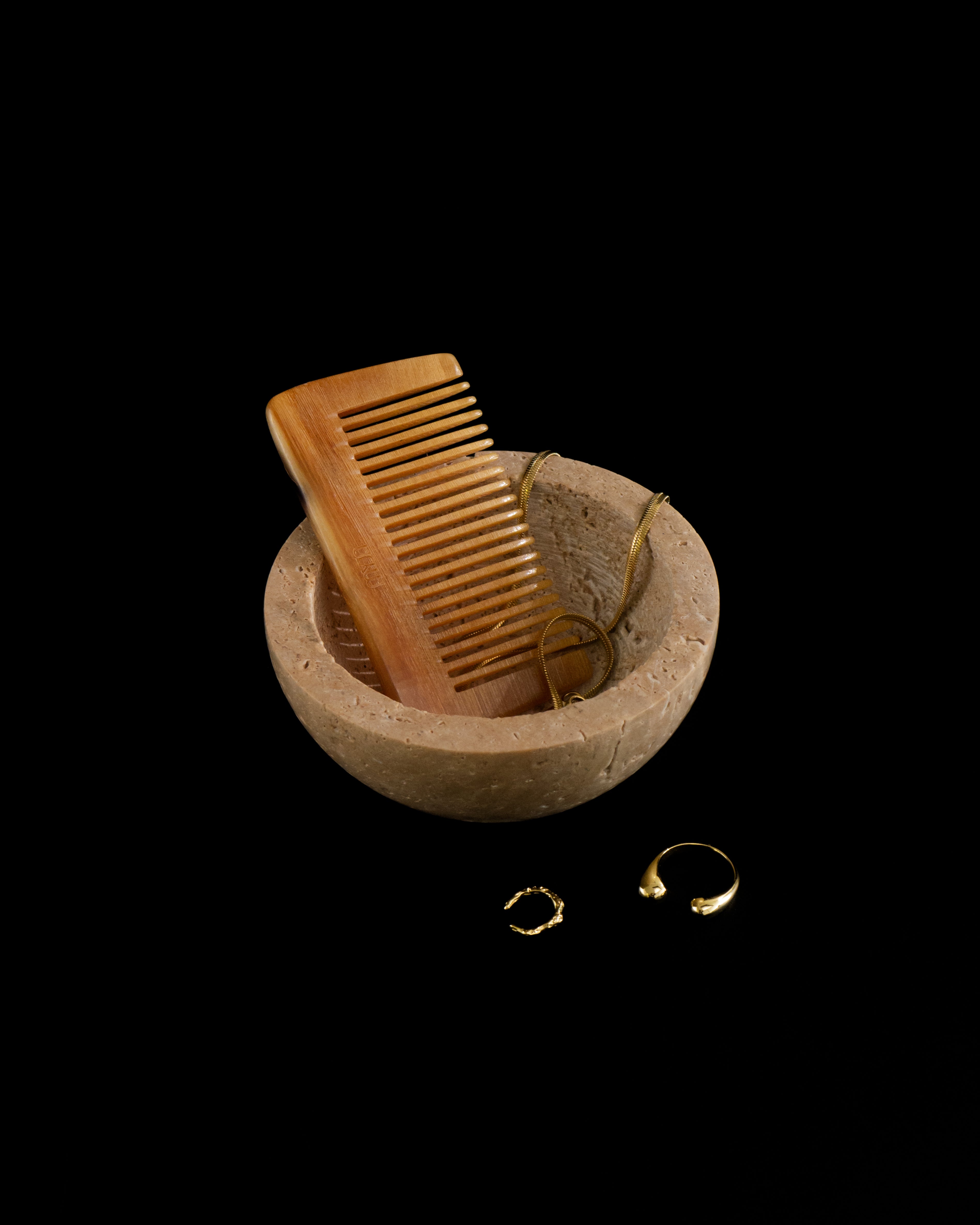 The Horn Comb 002