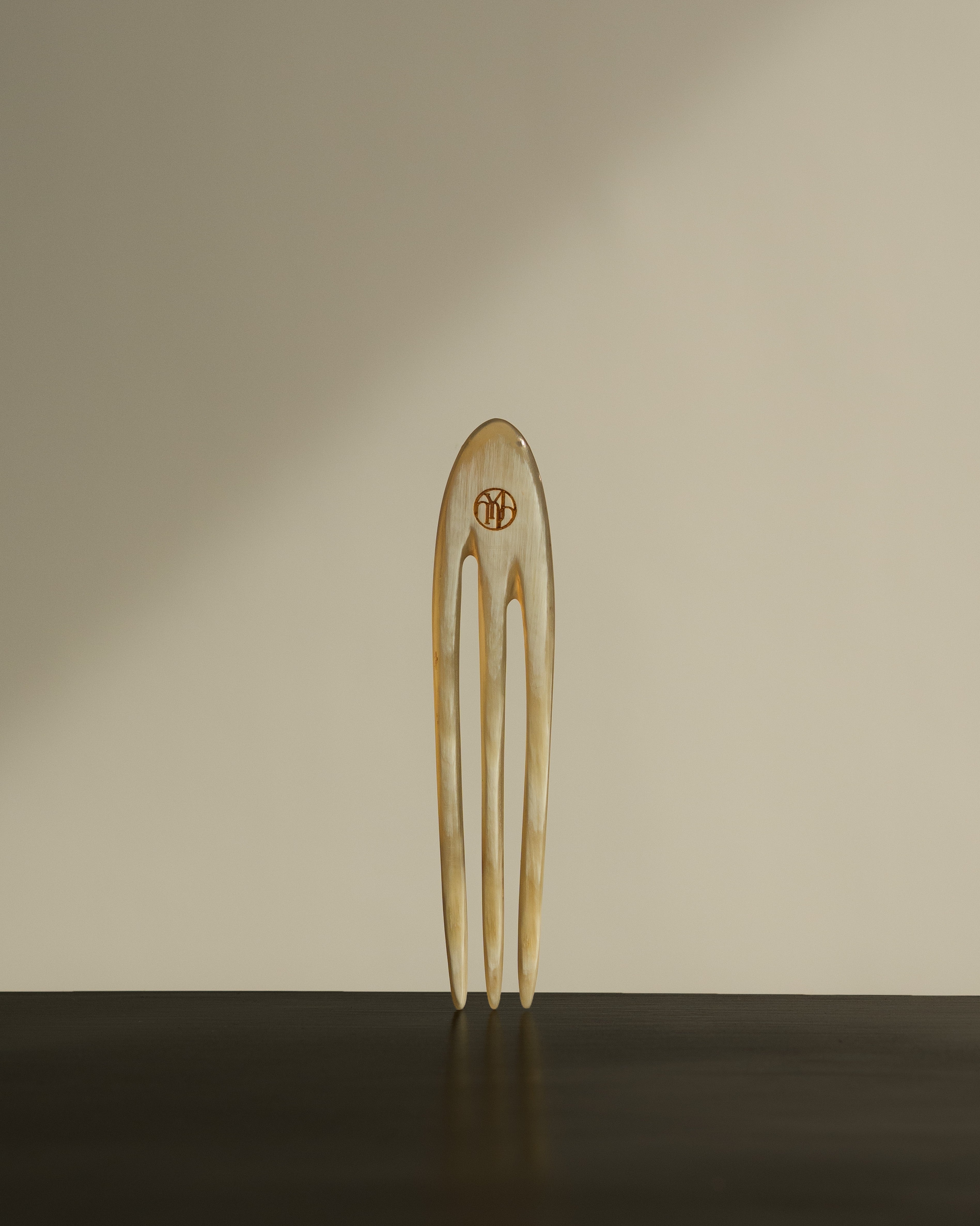 The Enhanced Horn Hair Pin 003