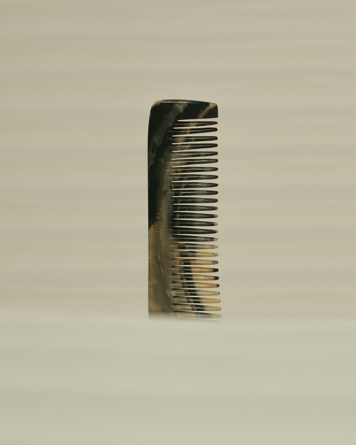 The Horn Comb 001