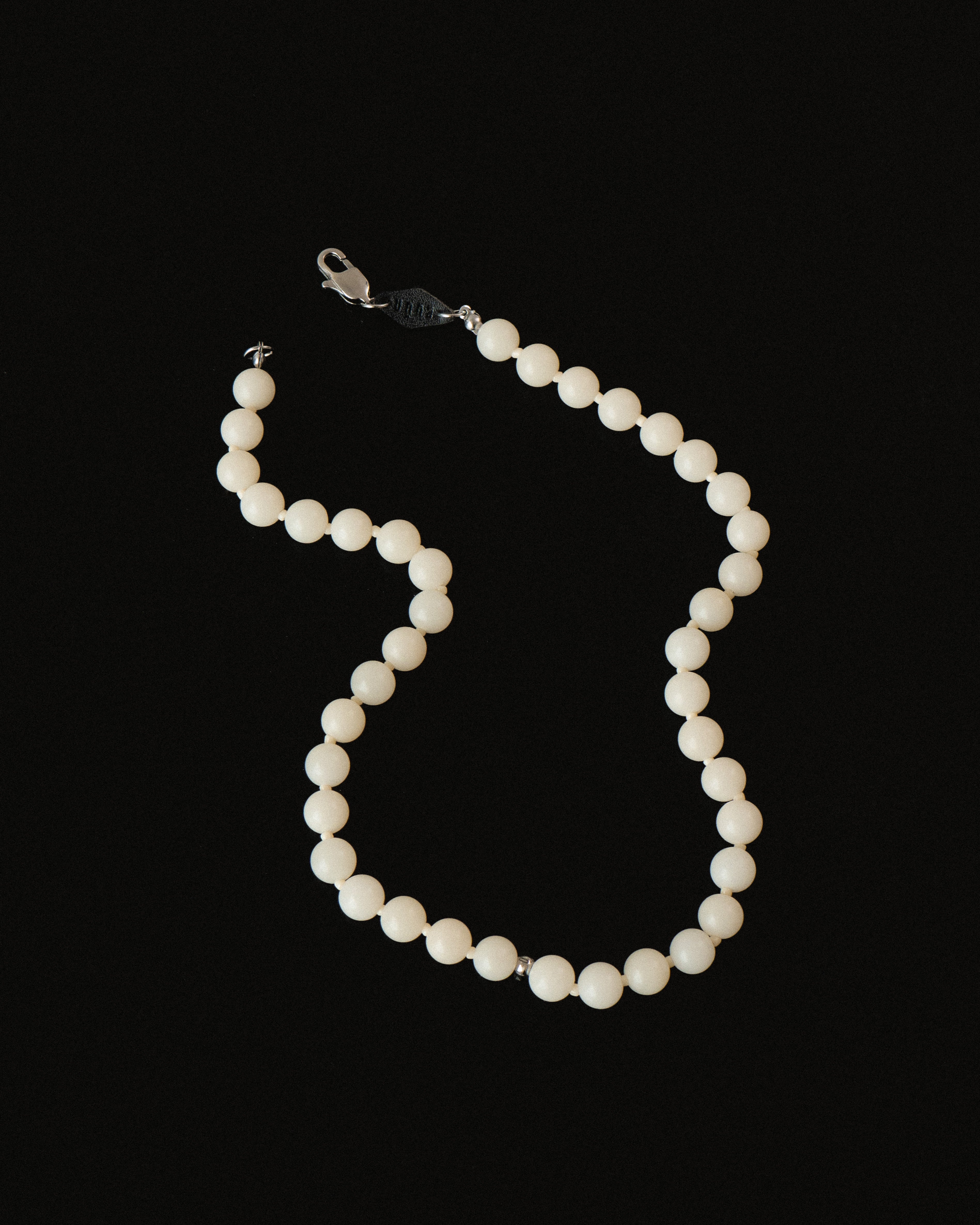 Giallo Grand White Jade Bodhi Necklace