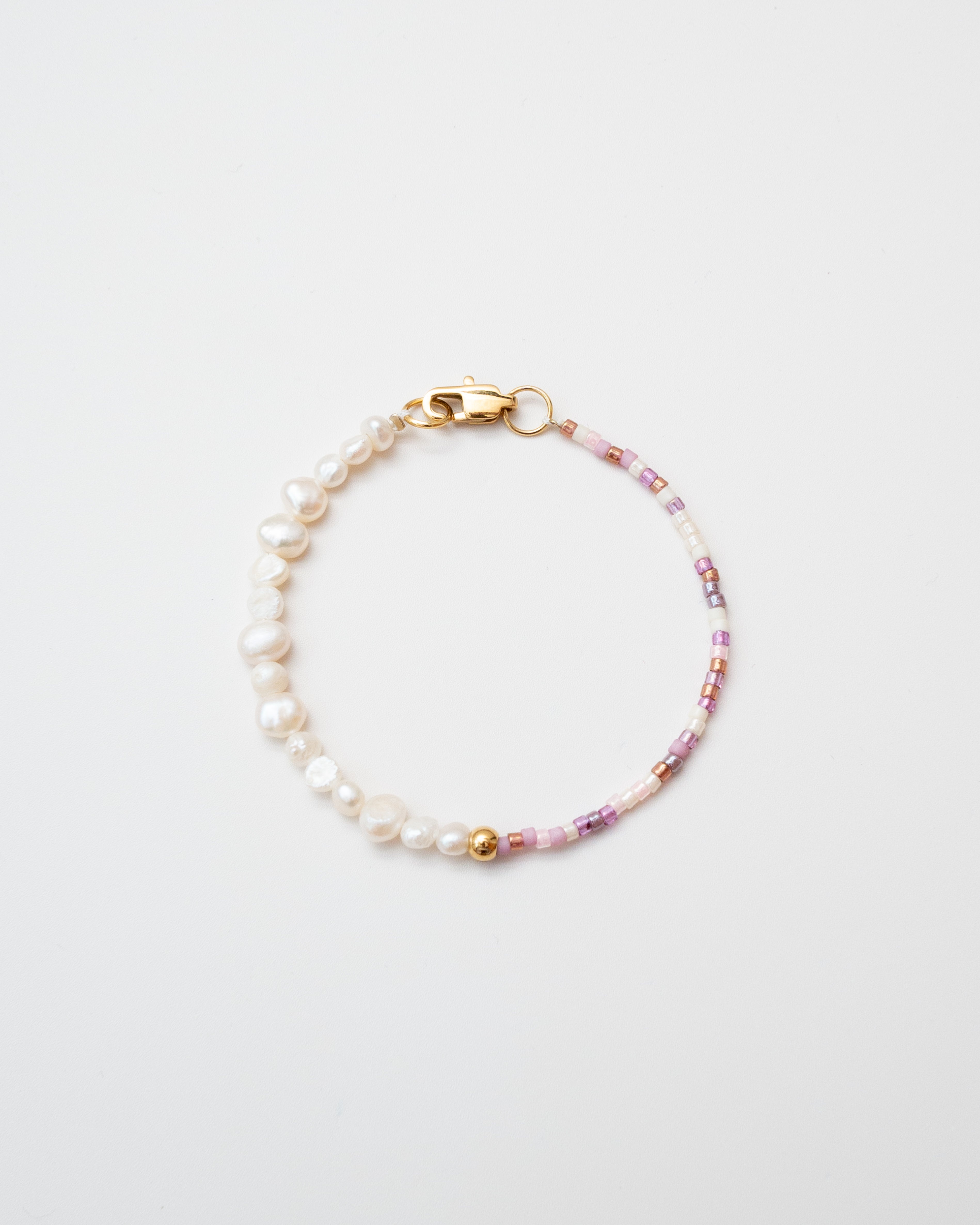 Ceae Lavender Beaded Pearl Bracelet