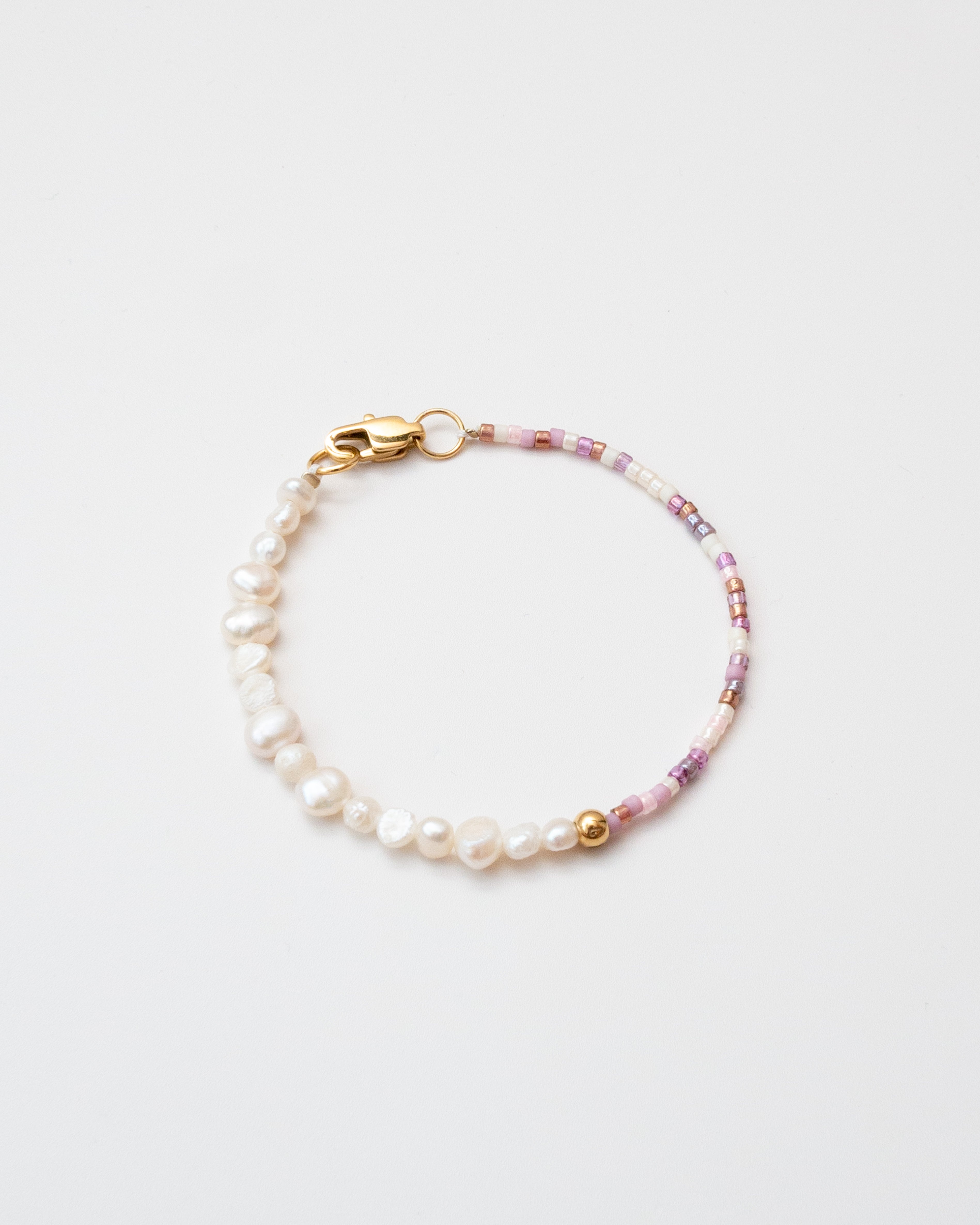 Ceae Lavender Beaded Pearl Bracelet