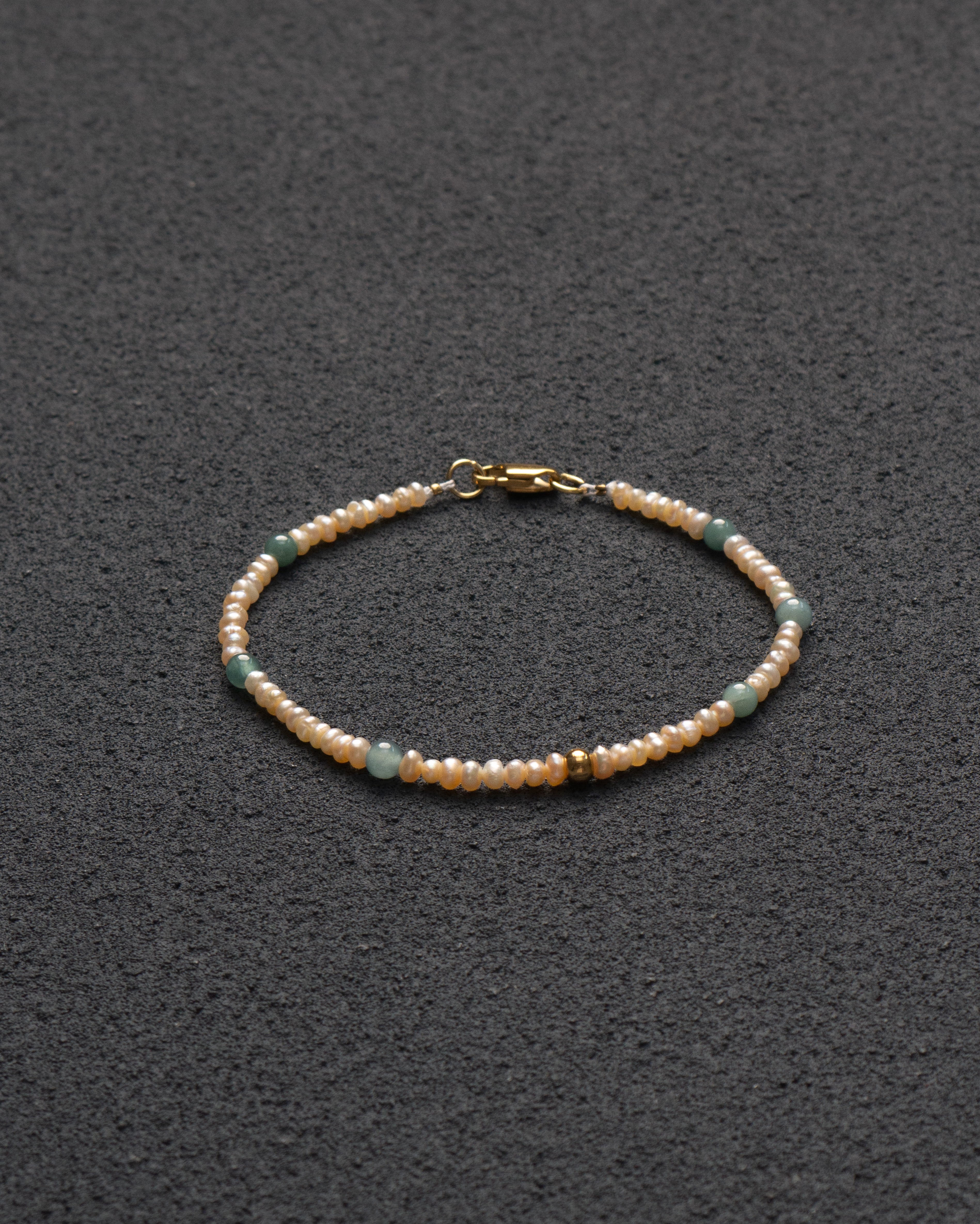 Yura Petite Jadeite Pearl Bracelet