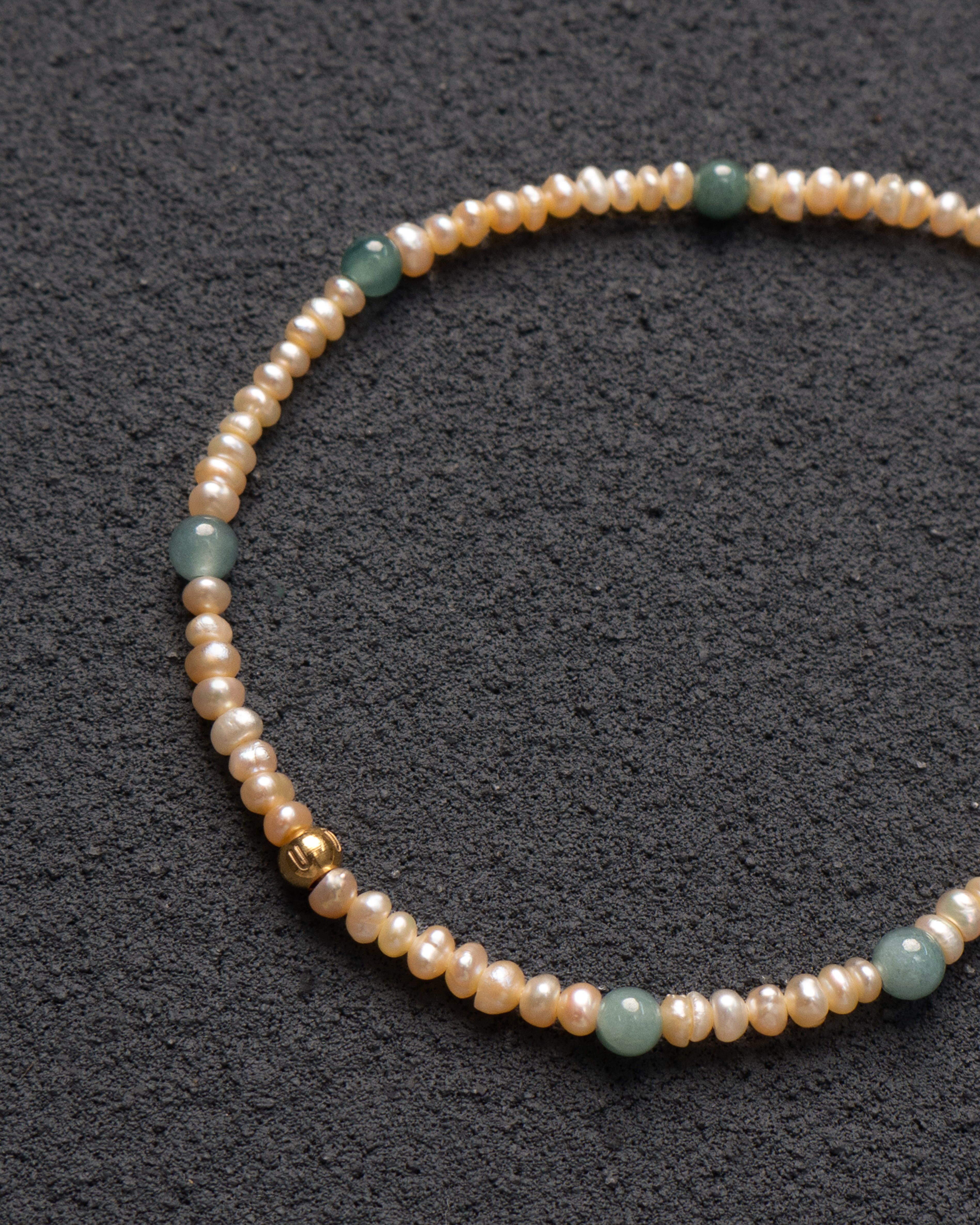 Yura Petite Jadeite Pearl Bracelet