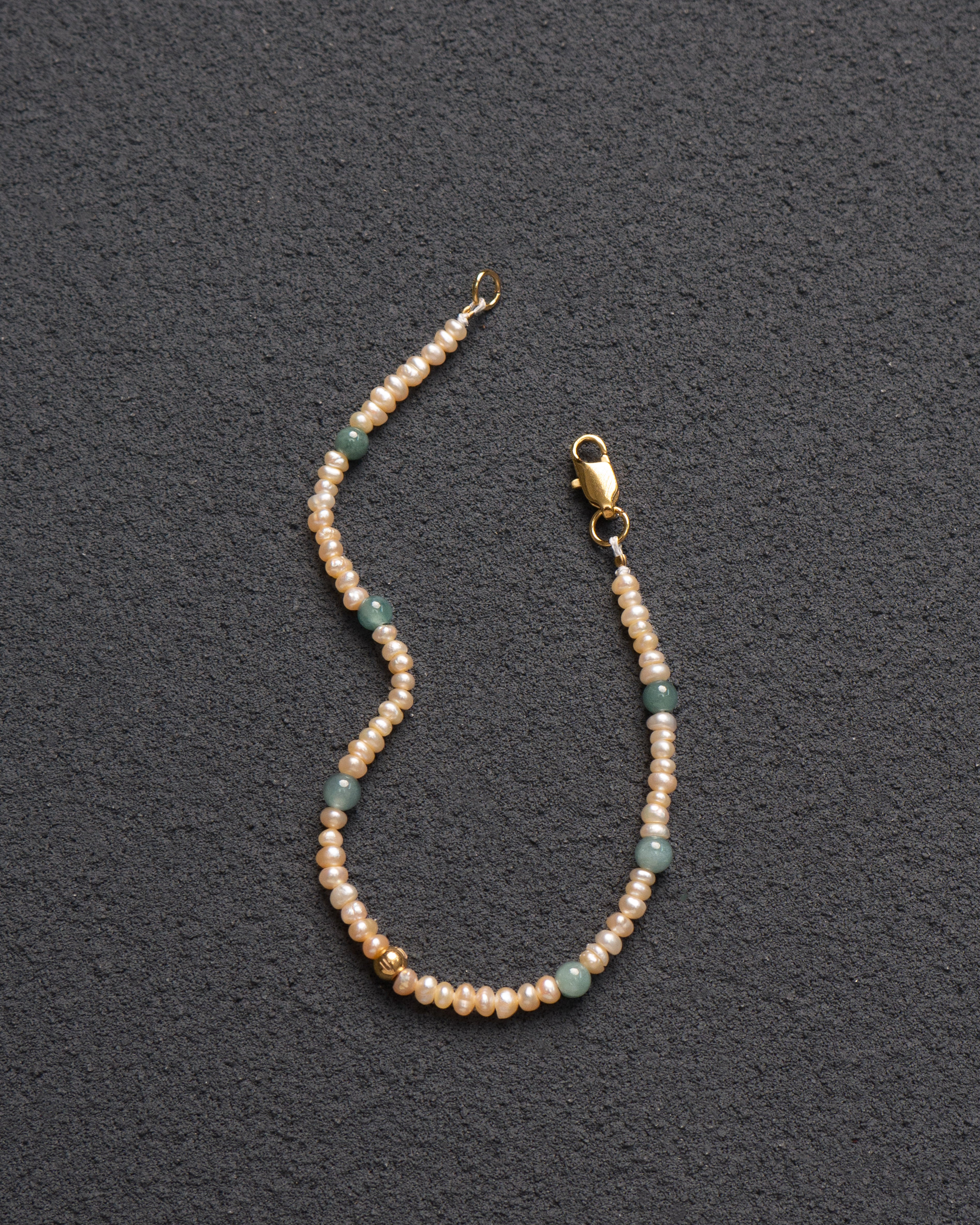 Yura Petite Jadeite Pearl Bracelet