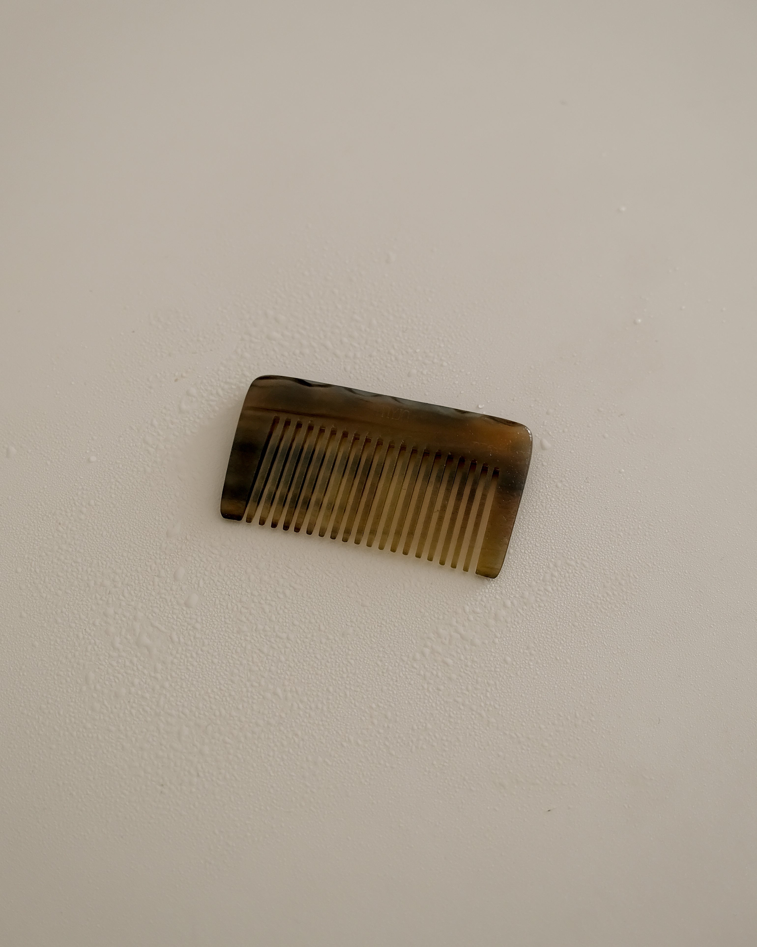 The Horn Comb 002