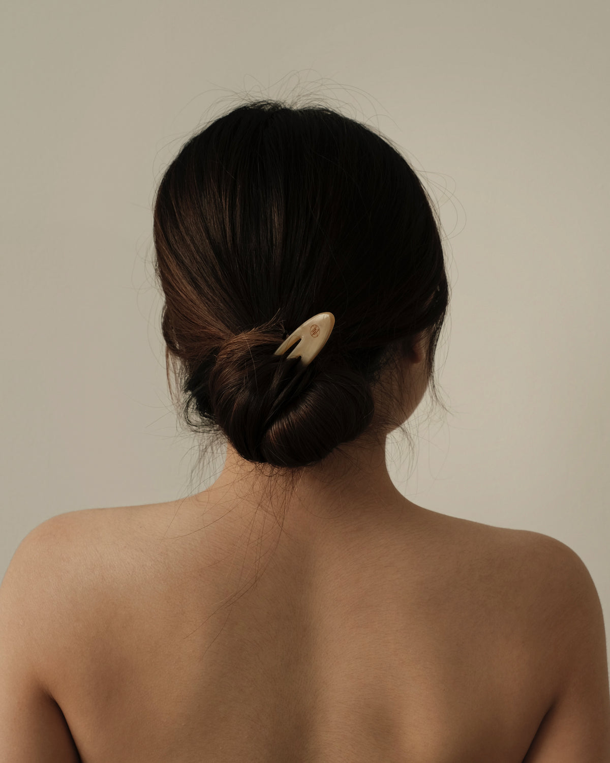 The Enhanced Horn Hair Pin 003