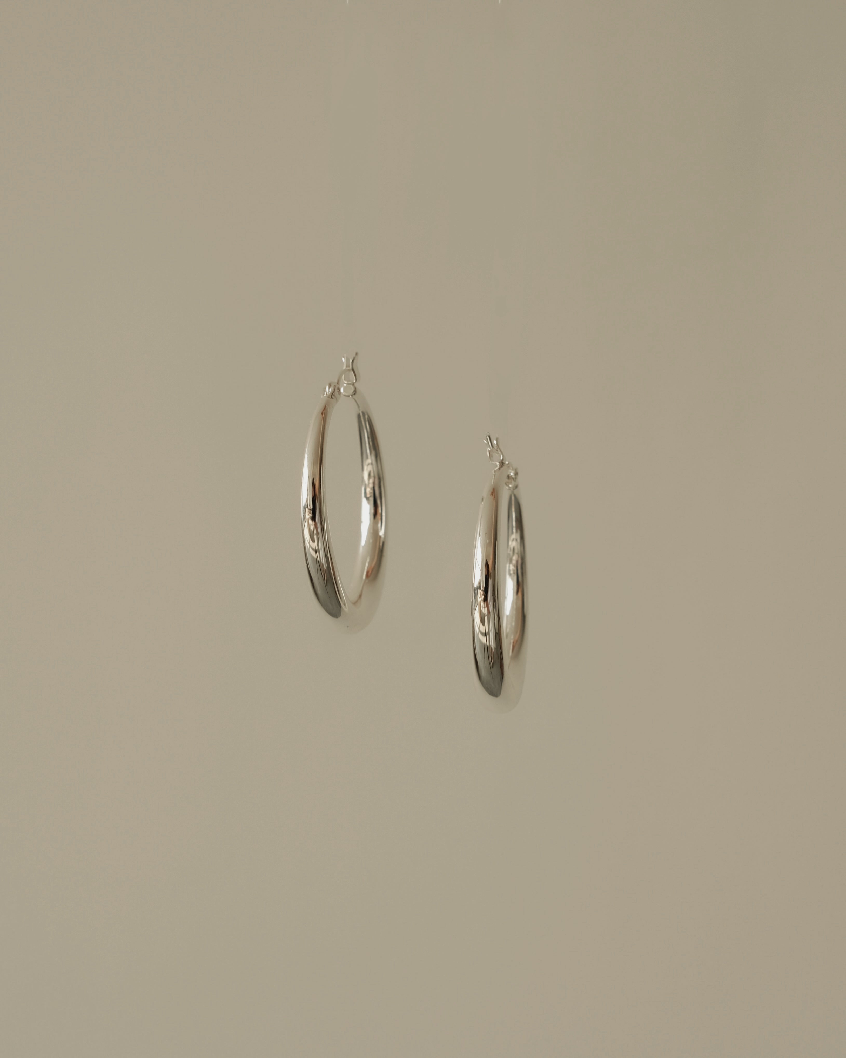 Bea Large Bold Hoop Earrings