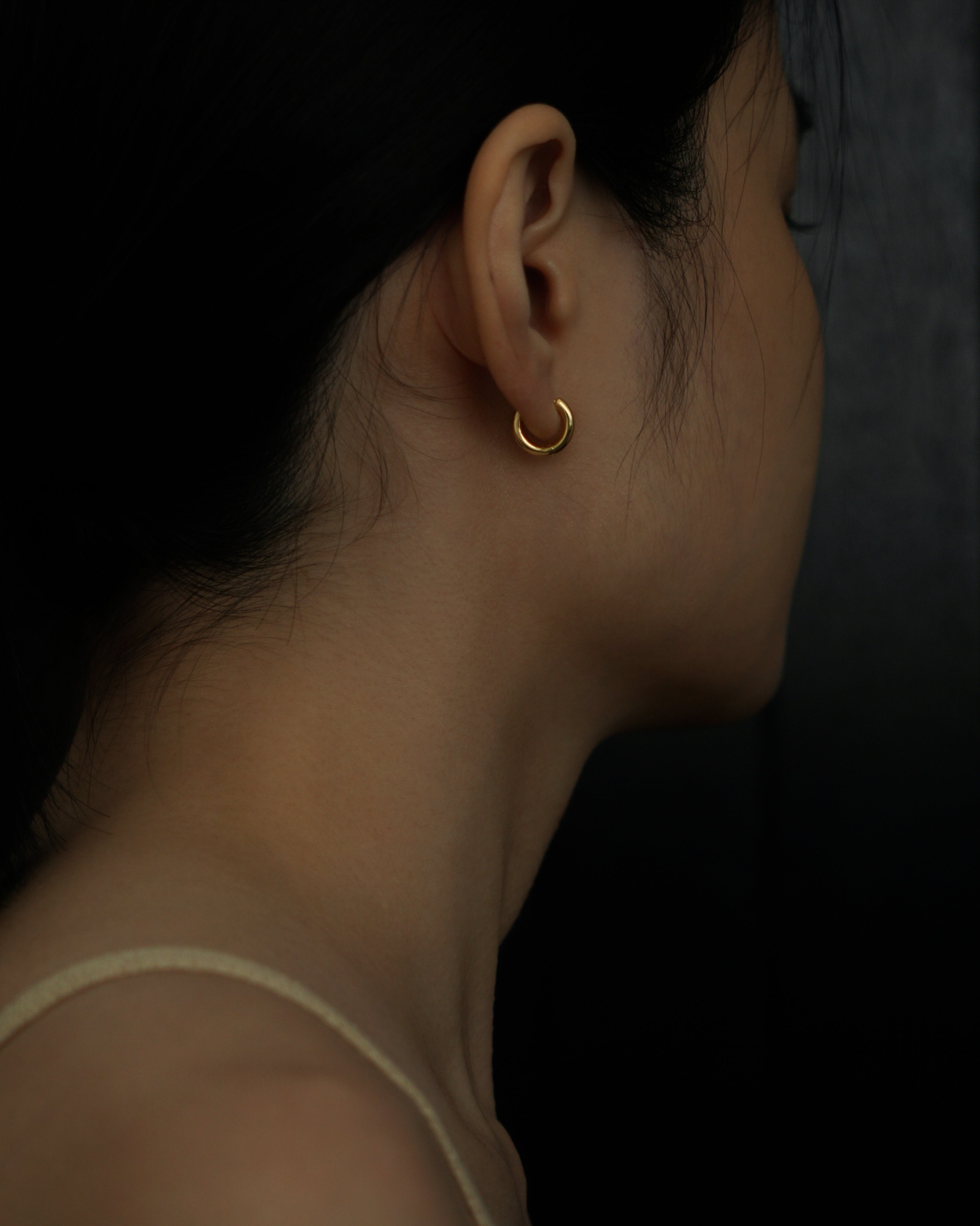 Basic Mini Huggie Hoop Earrings