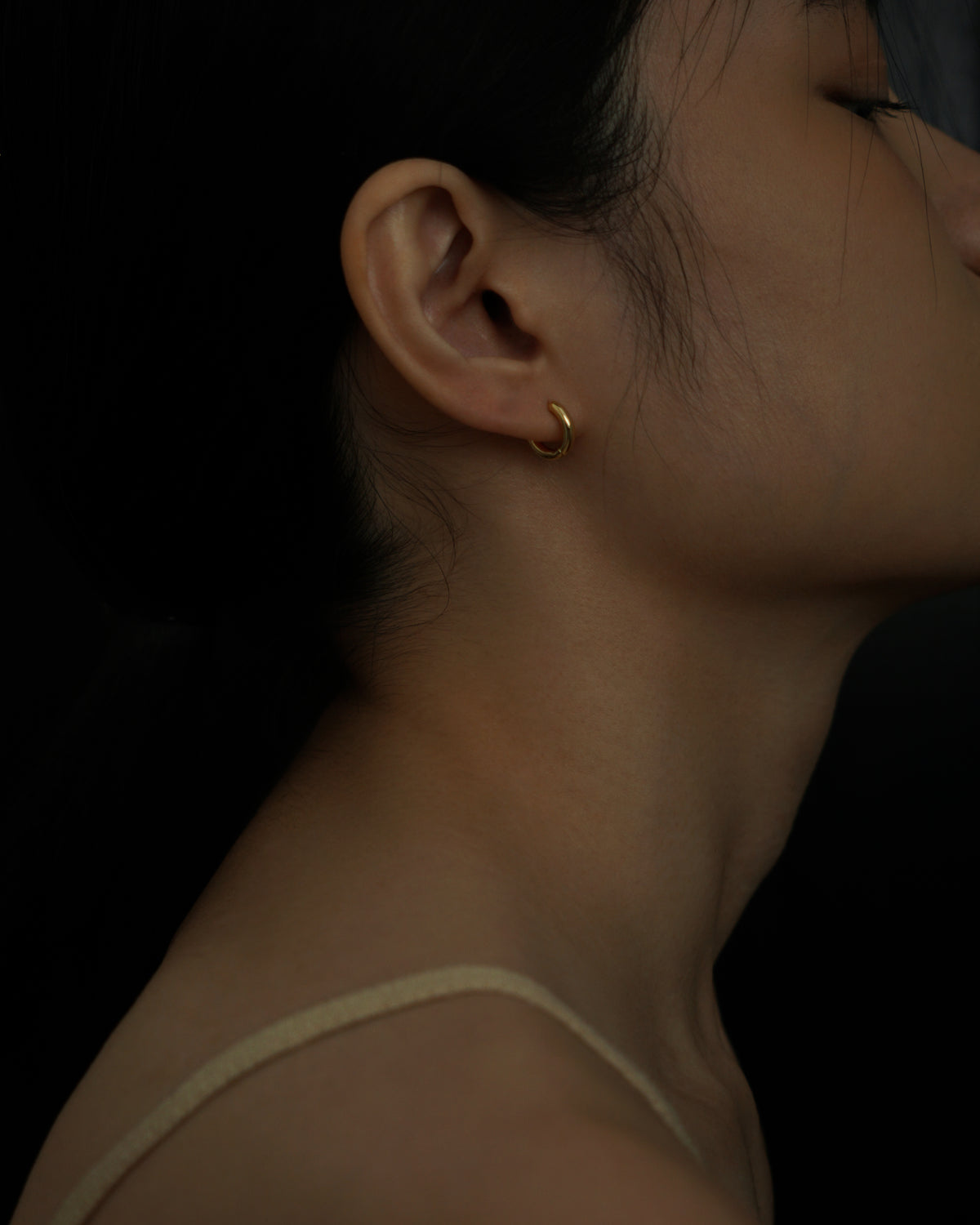 Basic Mini Huggie Hoop Earrings