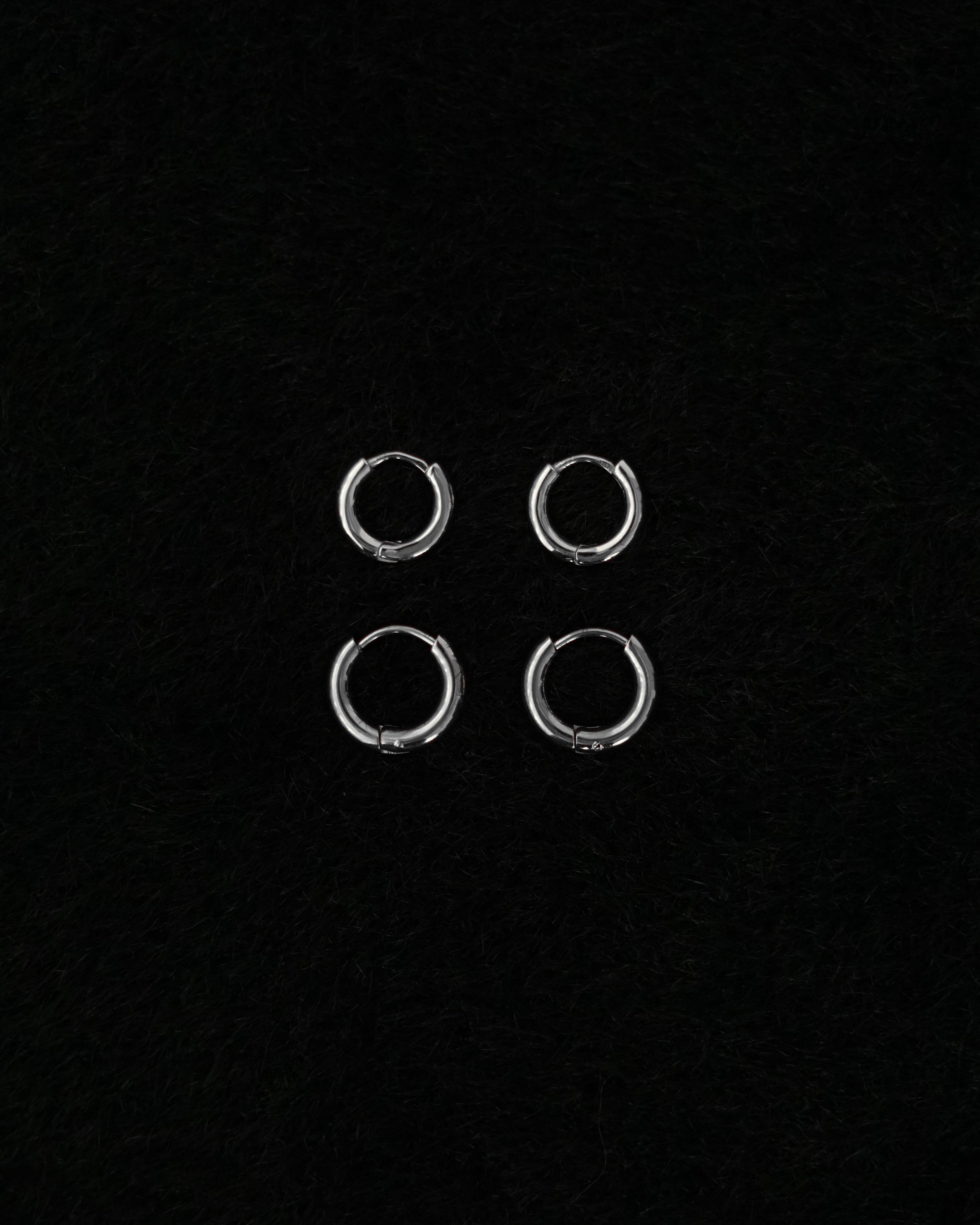 Basic Medium Huggie Hoop Earrings