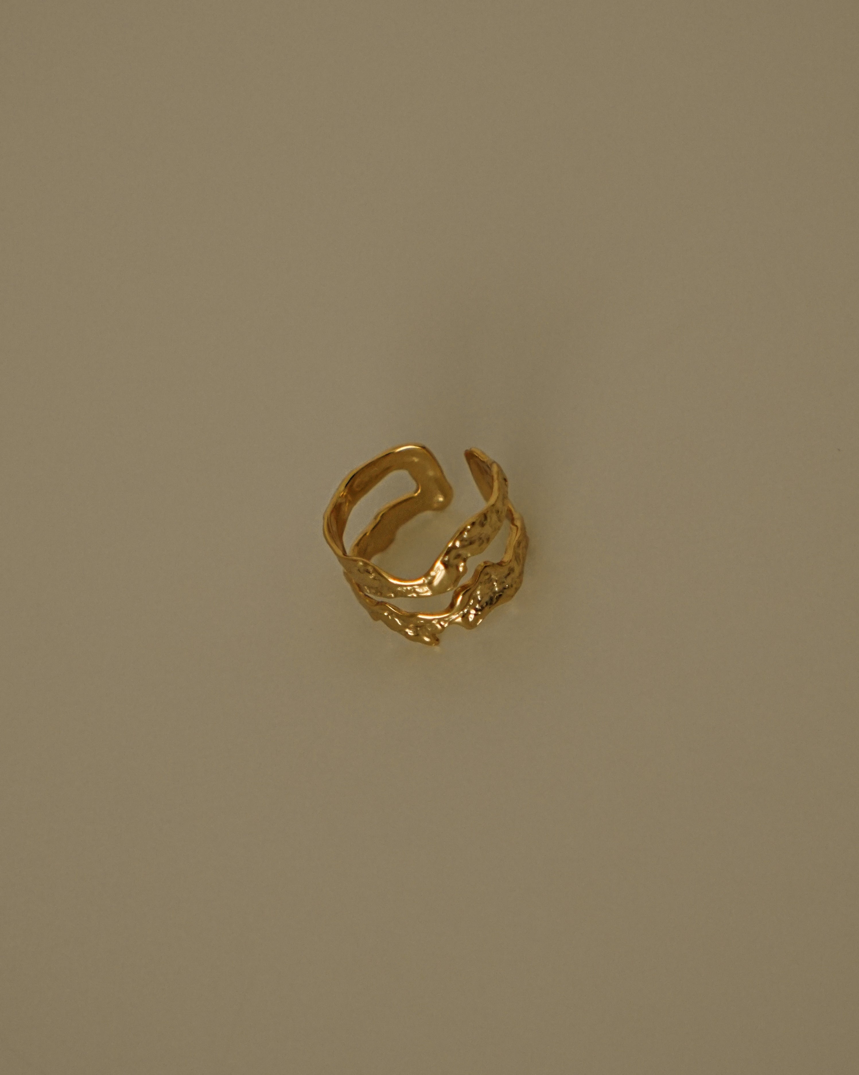 Saavi Duo Hammered Cigar Band Ring