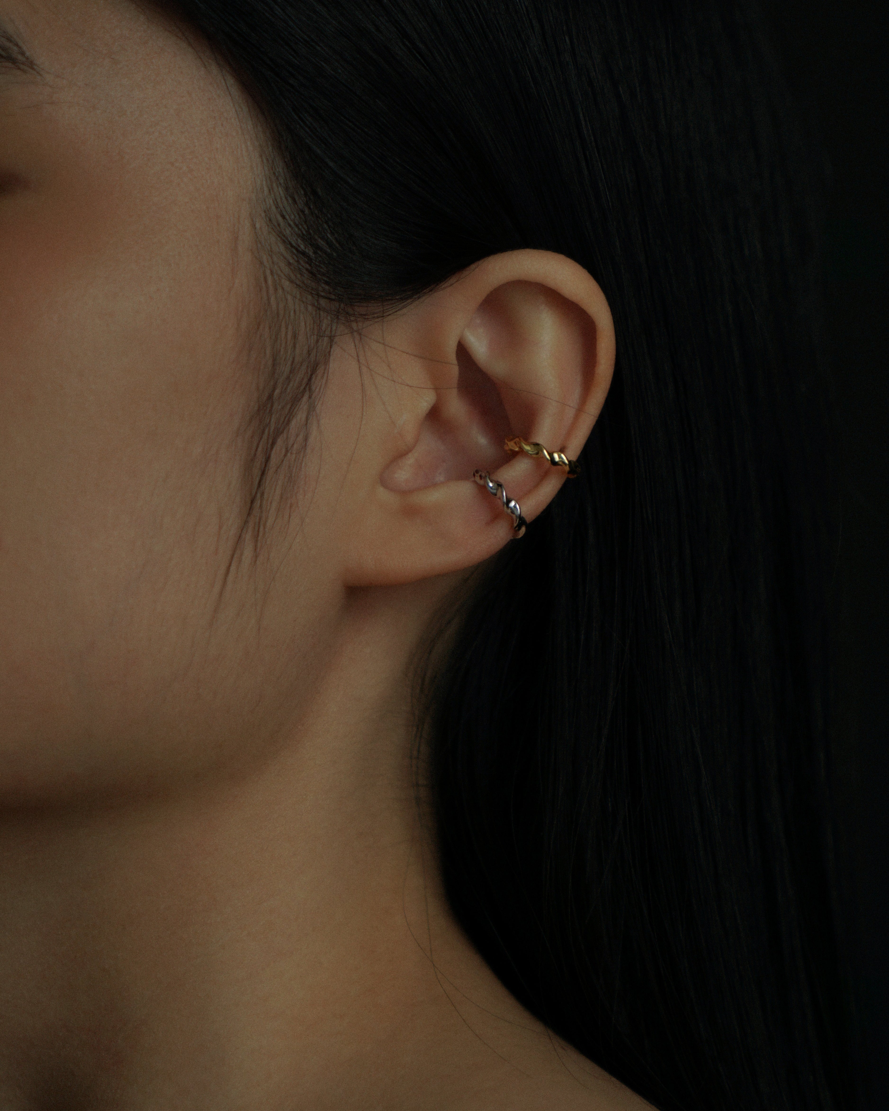 Gaia Twisted Ear Clip