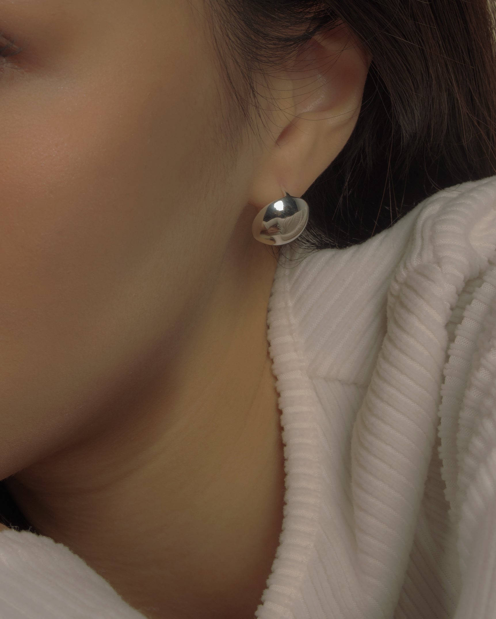 Giro Dome Ball Hoop Earrings