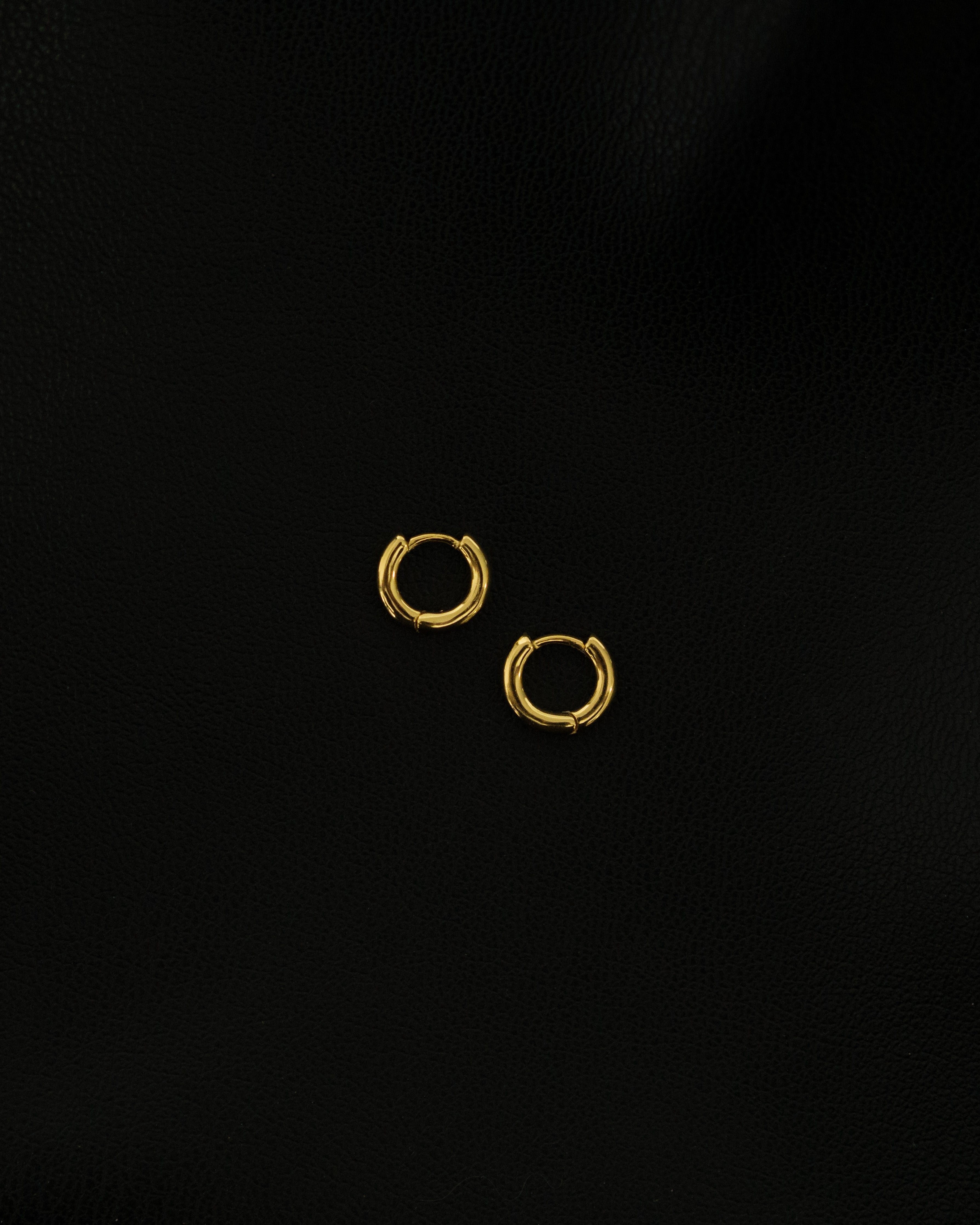 Basic Mini Huggie Hoop Earrings