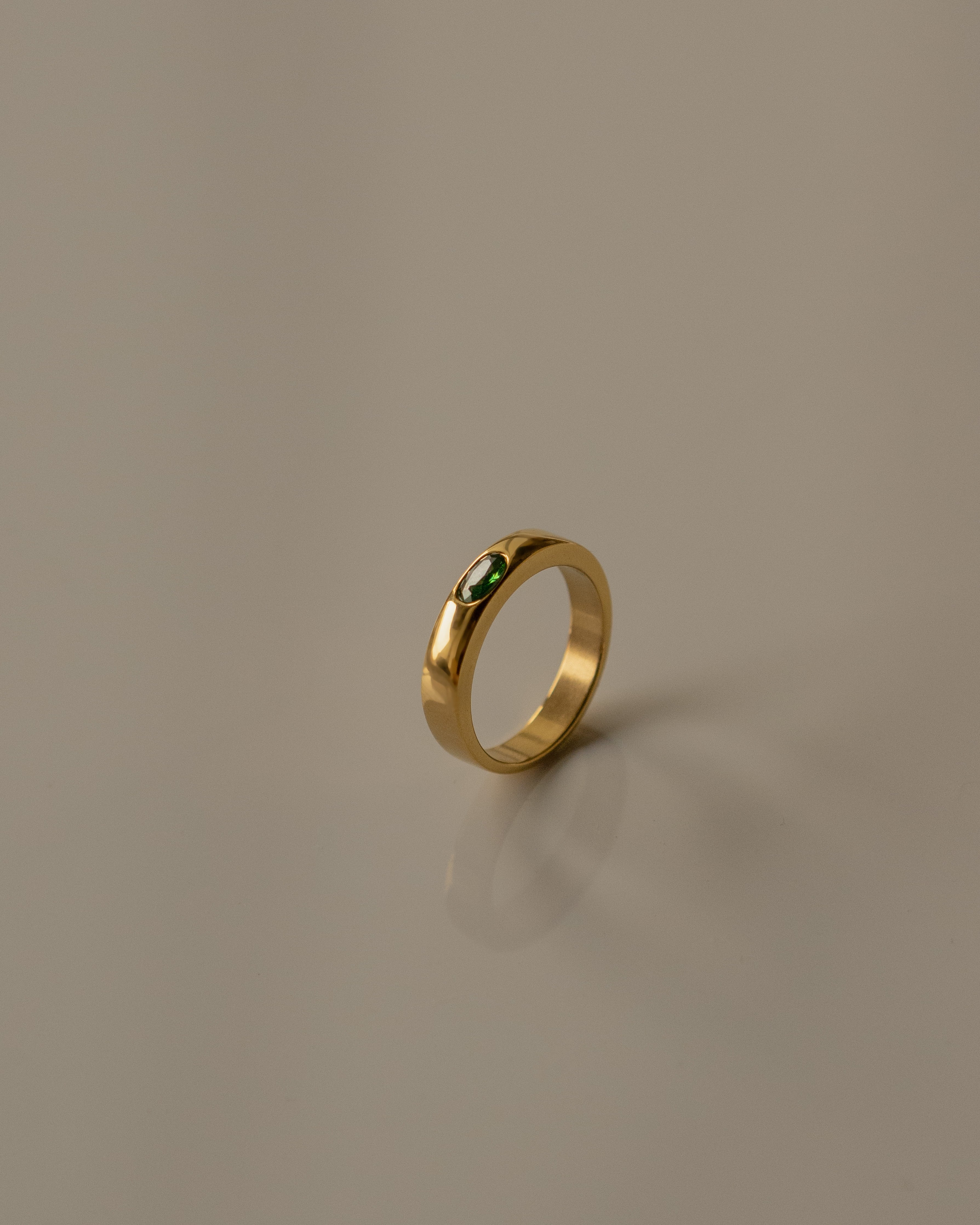 Claire Oval Peridot Green Band Ring