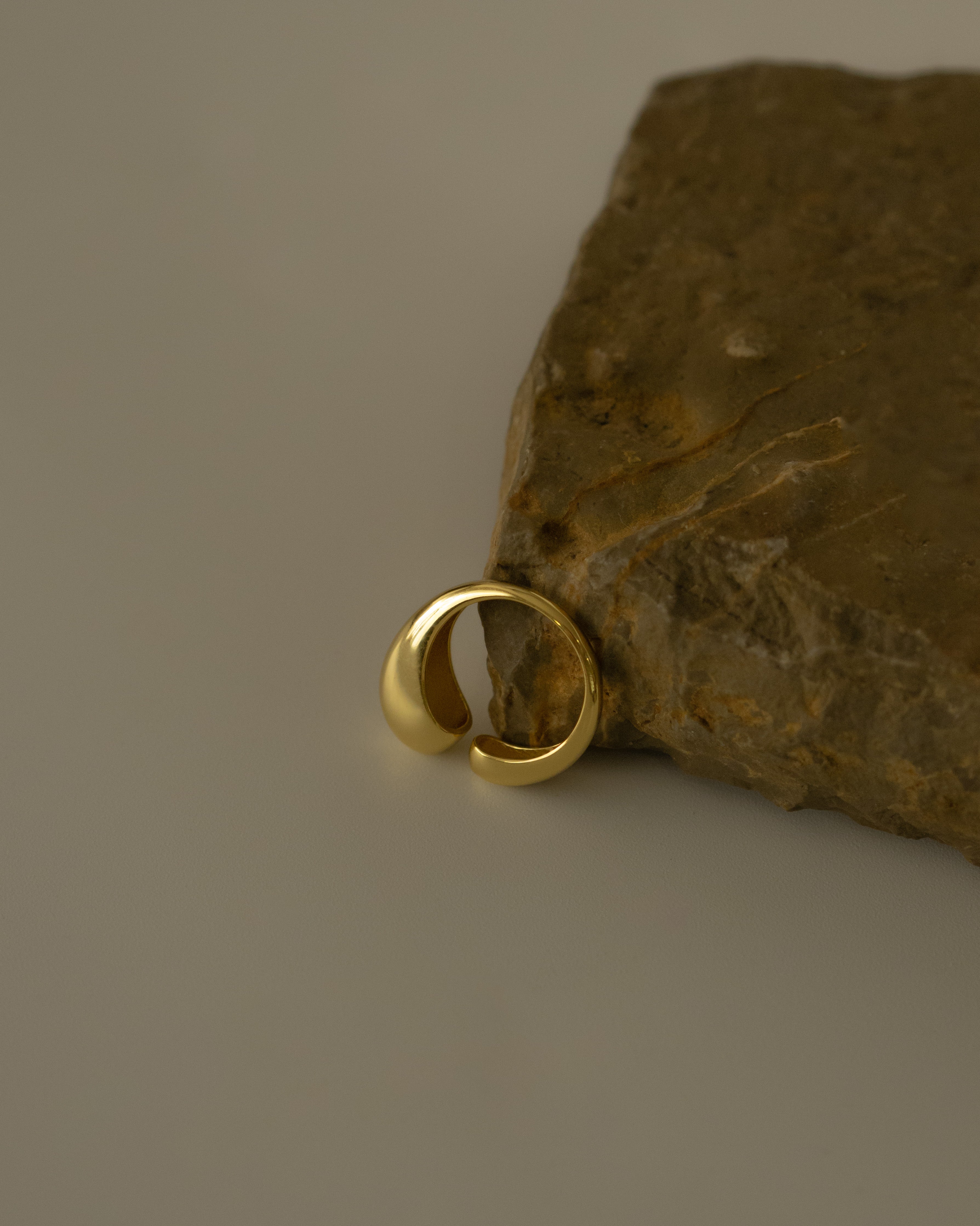 Oona Droplet Bypass Ring