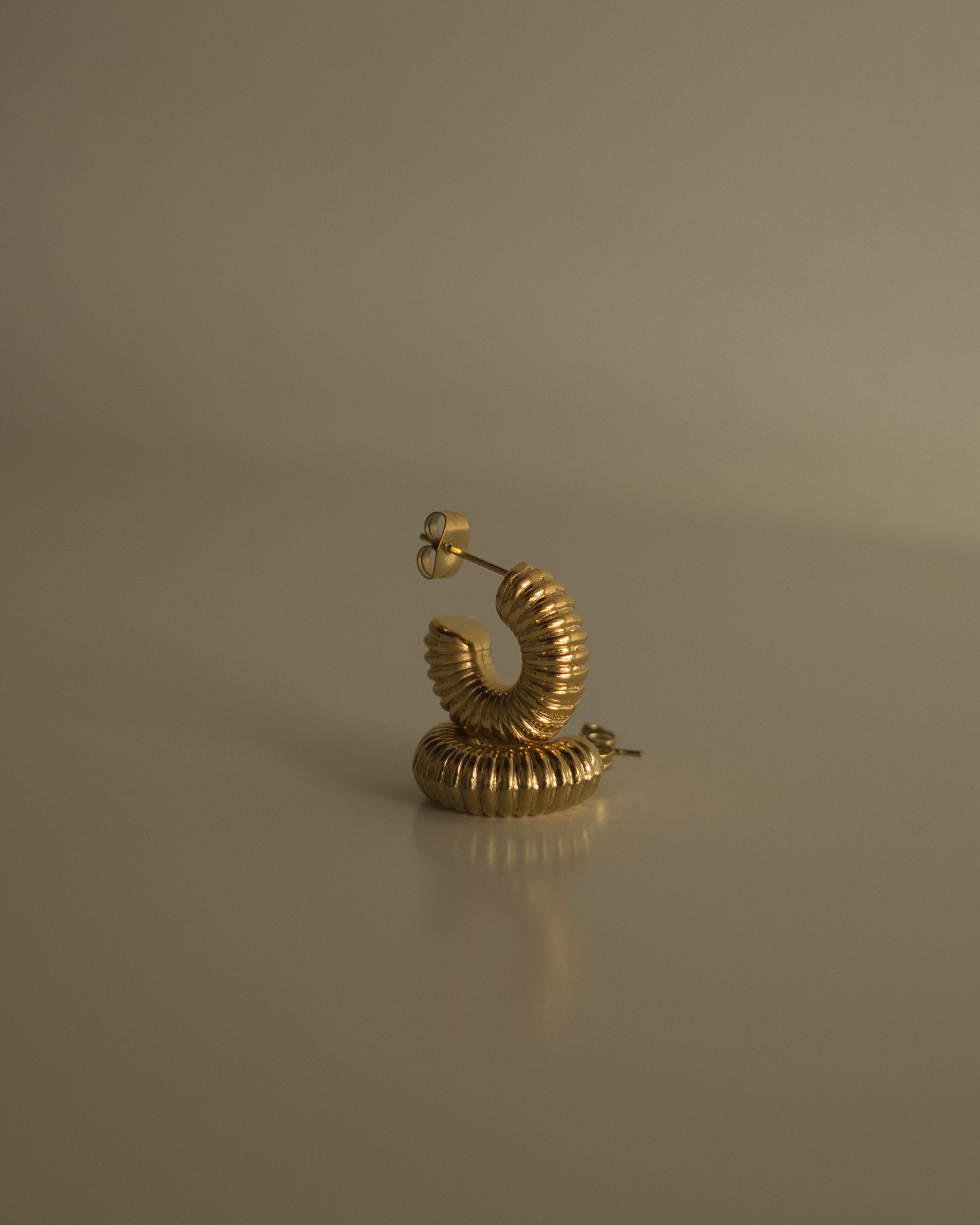 Coletta Mini Macaroni Hoop Earrings