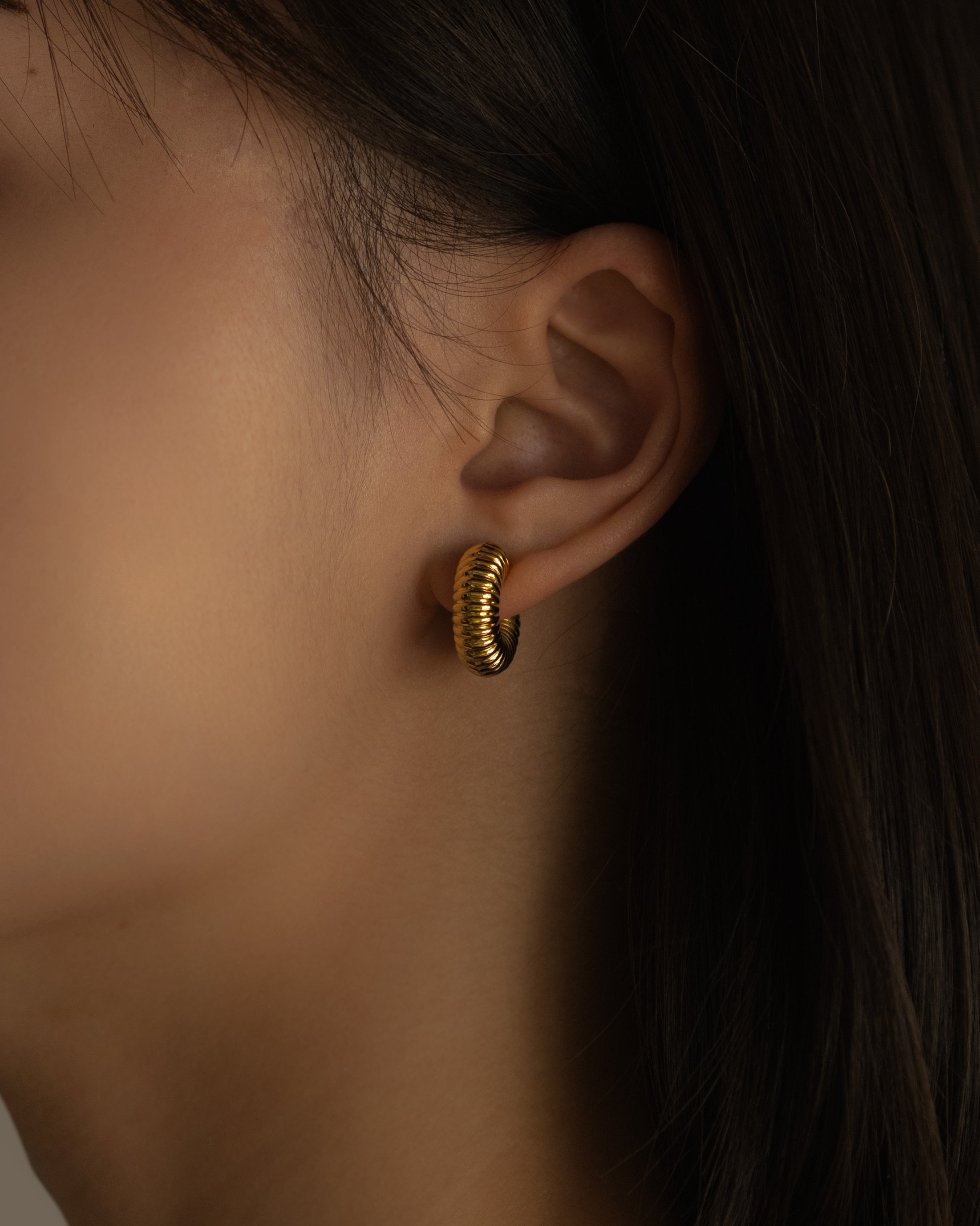 Coletta Mini Macaroni Hoop Earrings