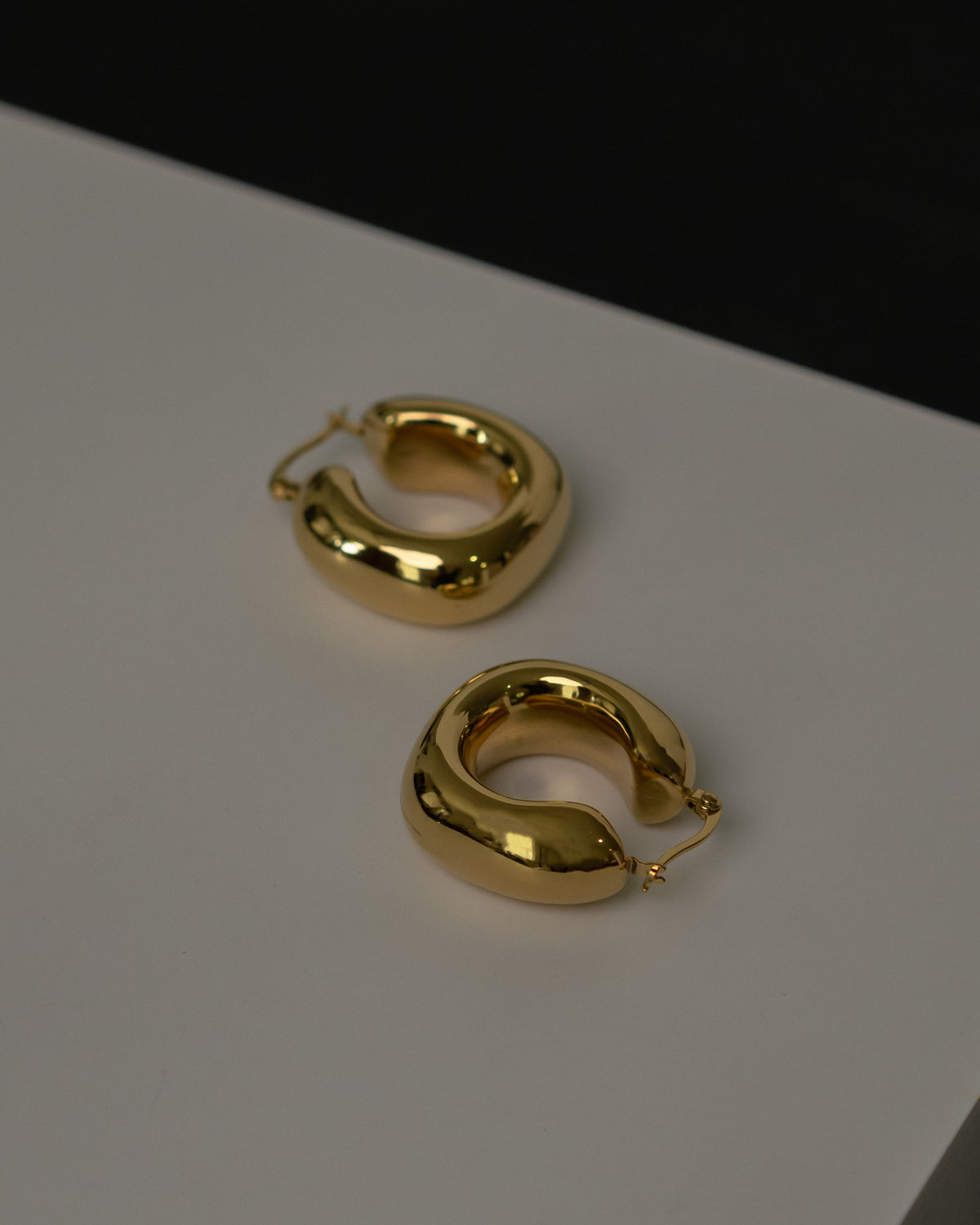 Cres Classic Bold Hoop Earrings