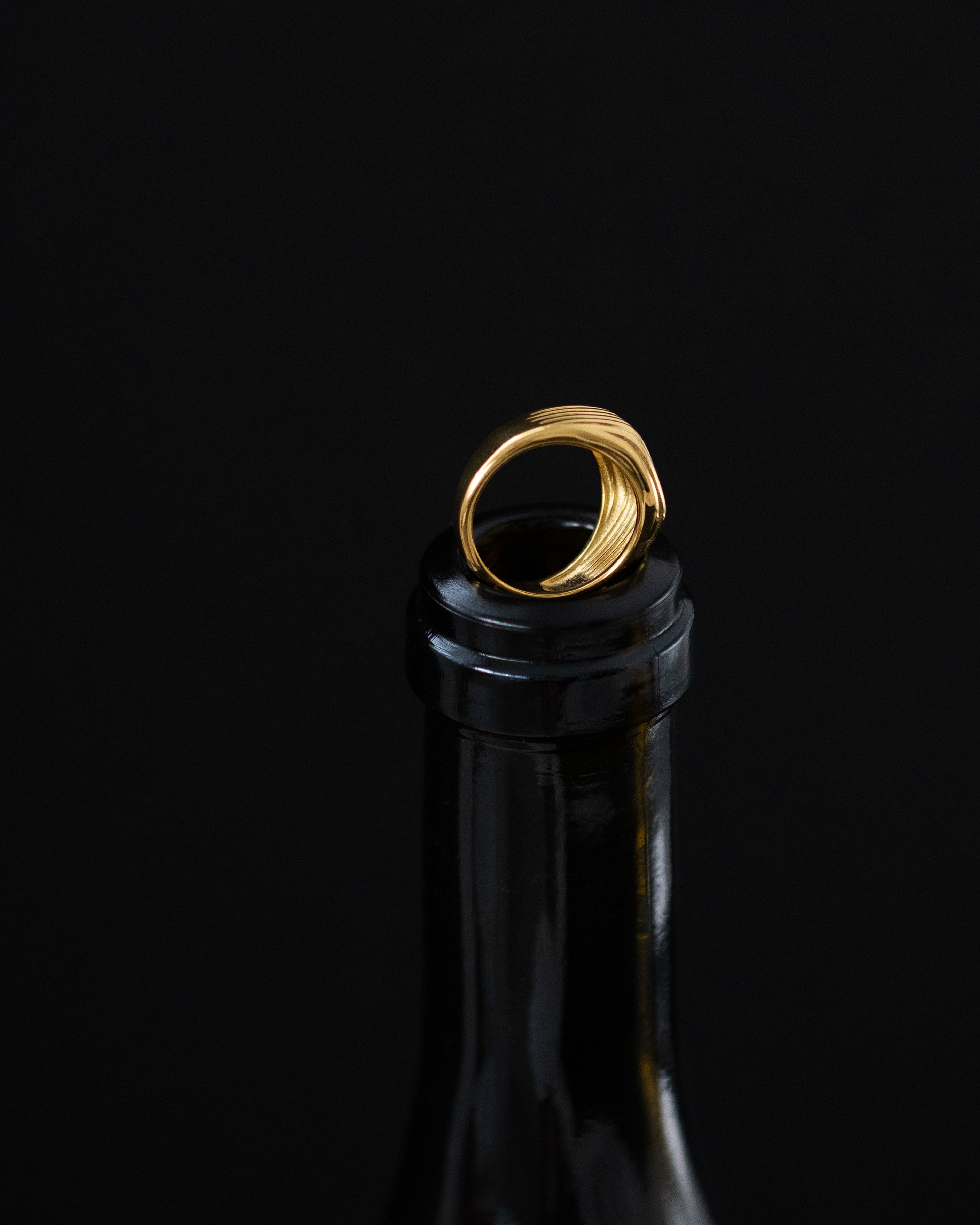 Koen Parallel Signet Ring