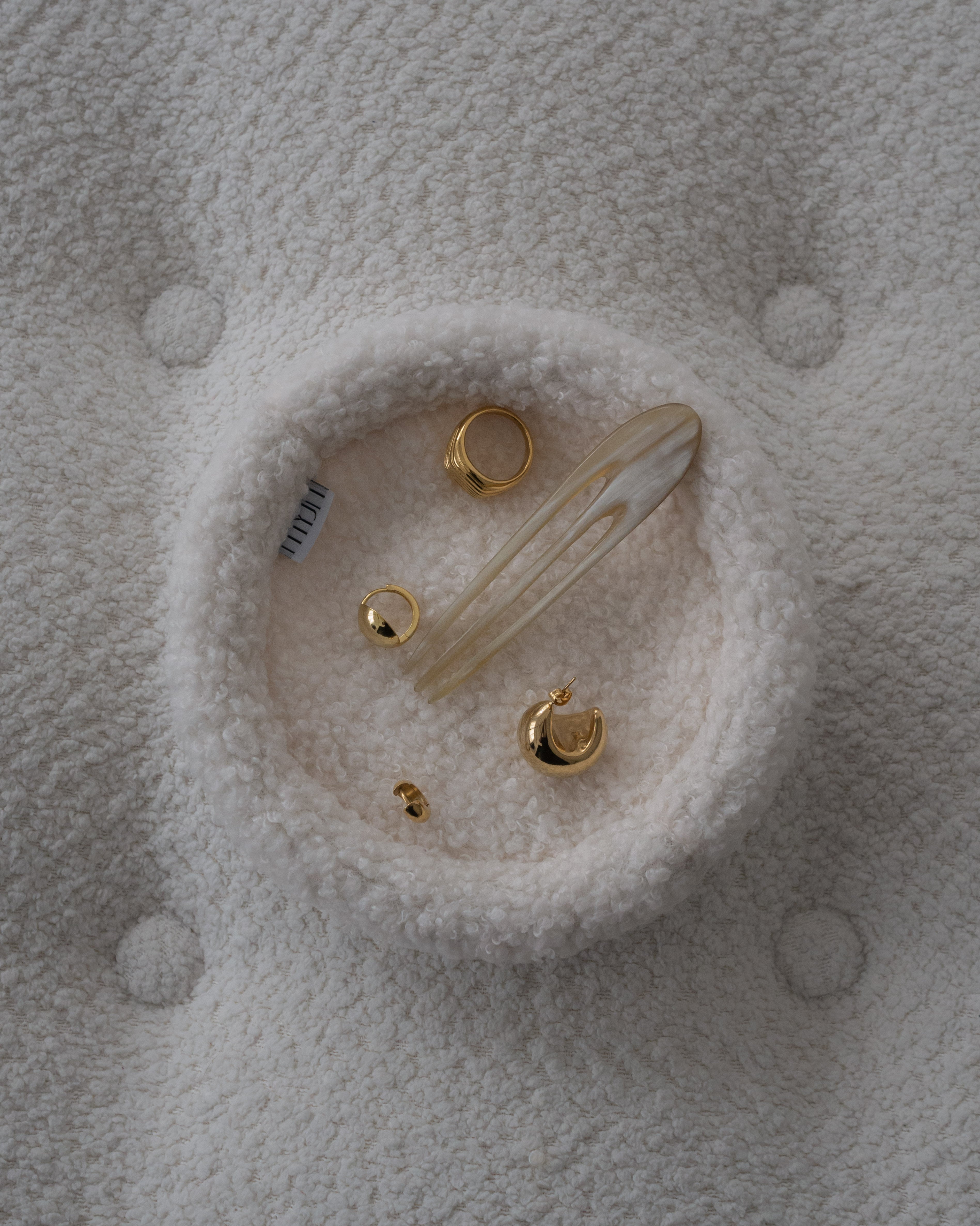 Alabaster Wool Jewelry Tray