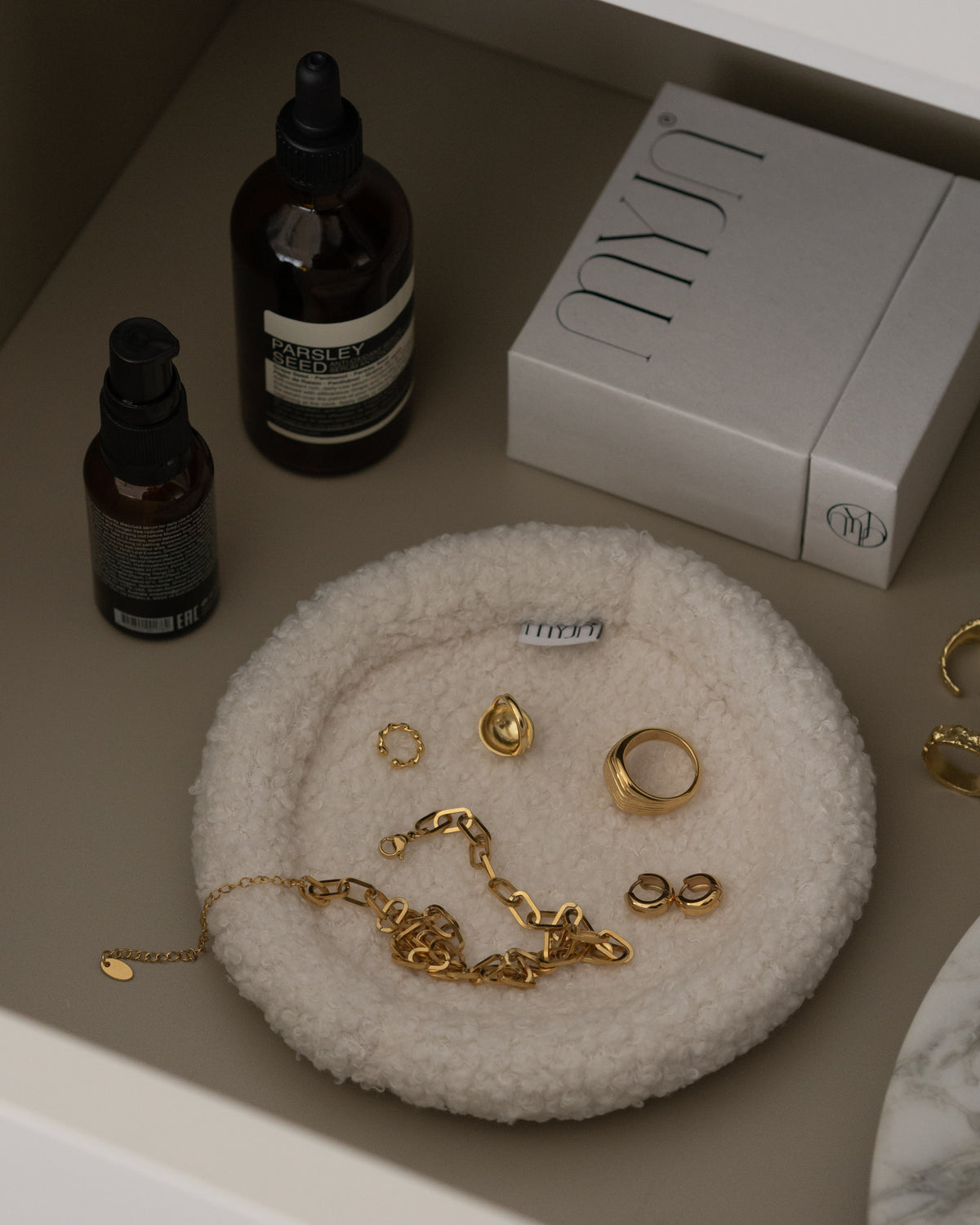 Alabaster Wool Jewelry Tray