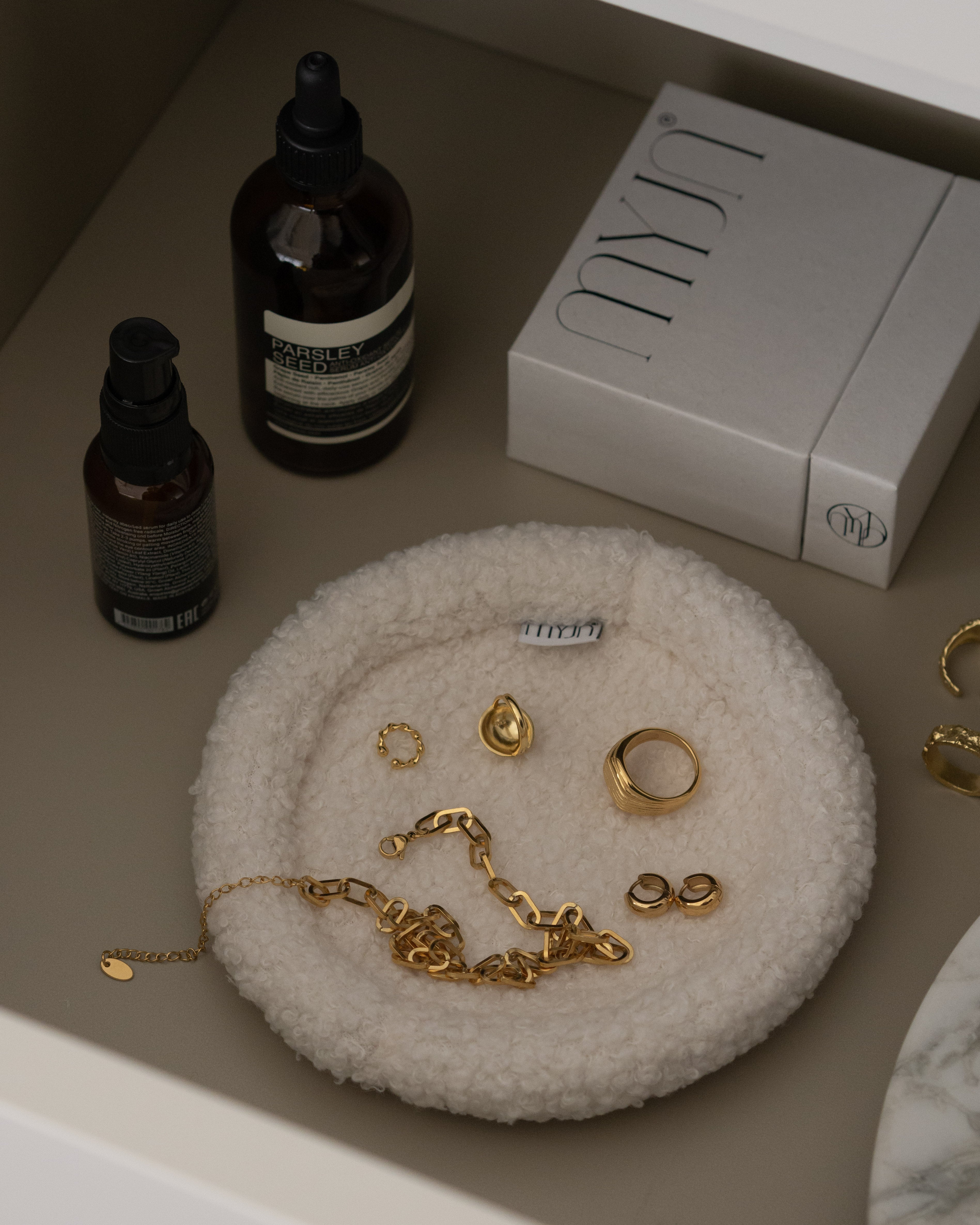 Alabaster Wool Jewelry Tray