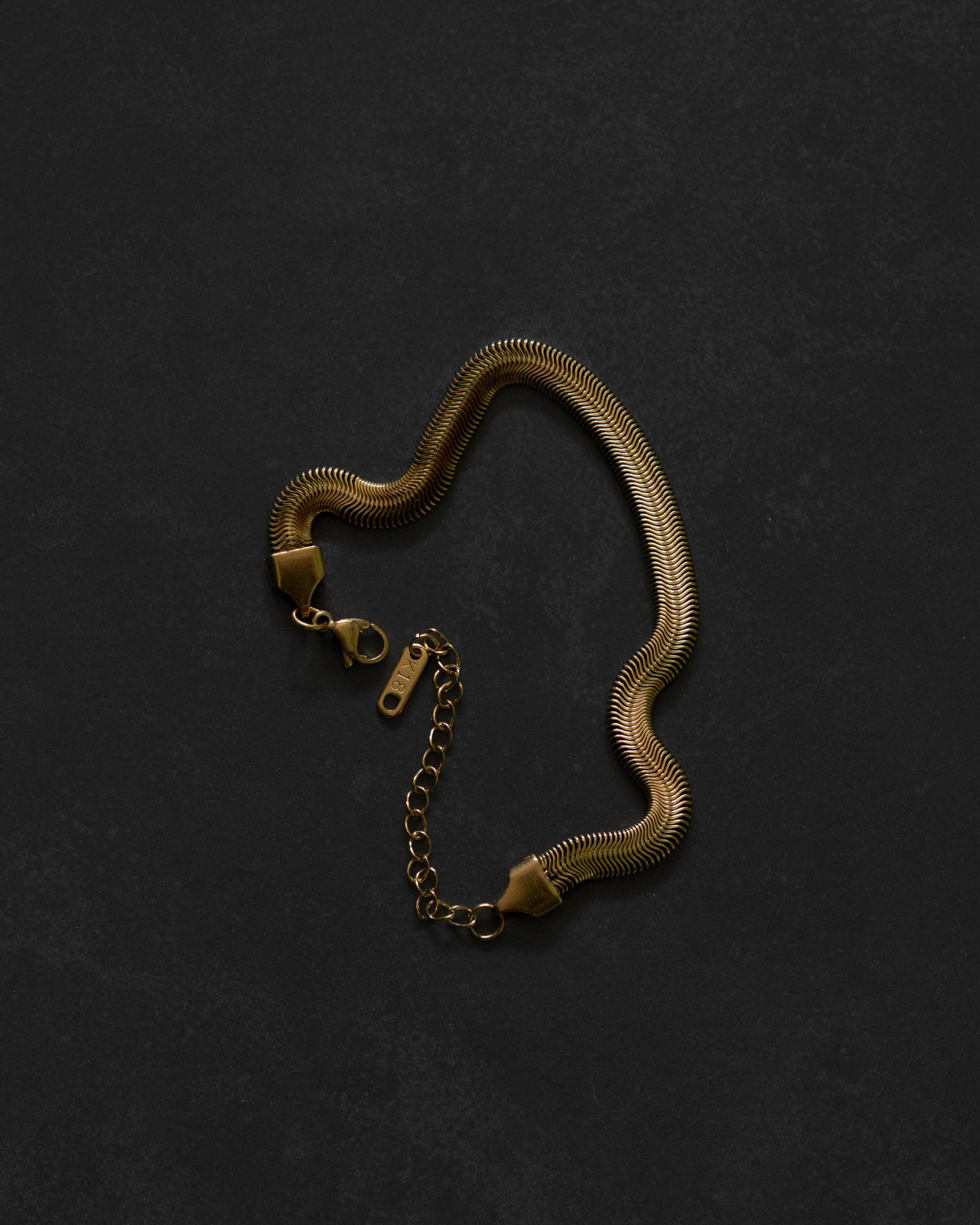 Shadi Bold Herringbone Chain Bracelet