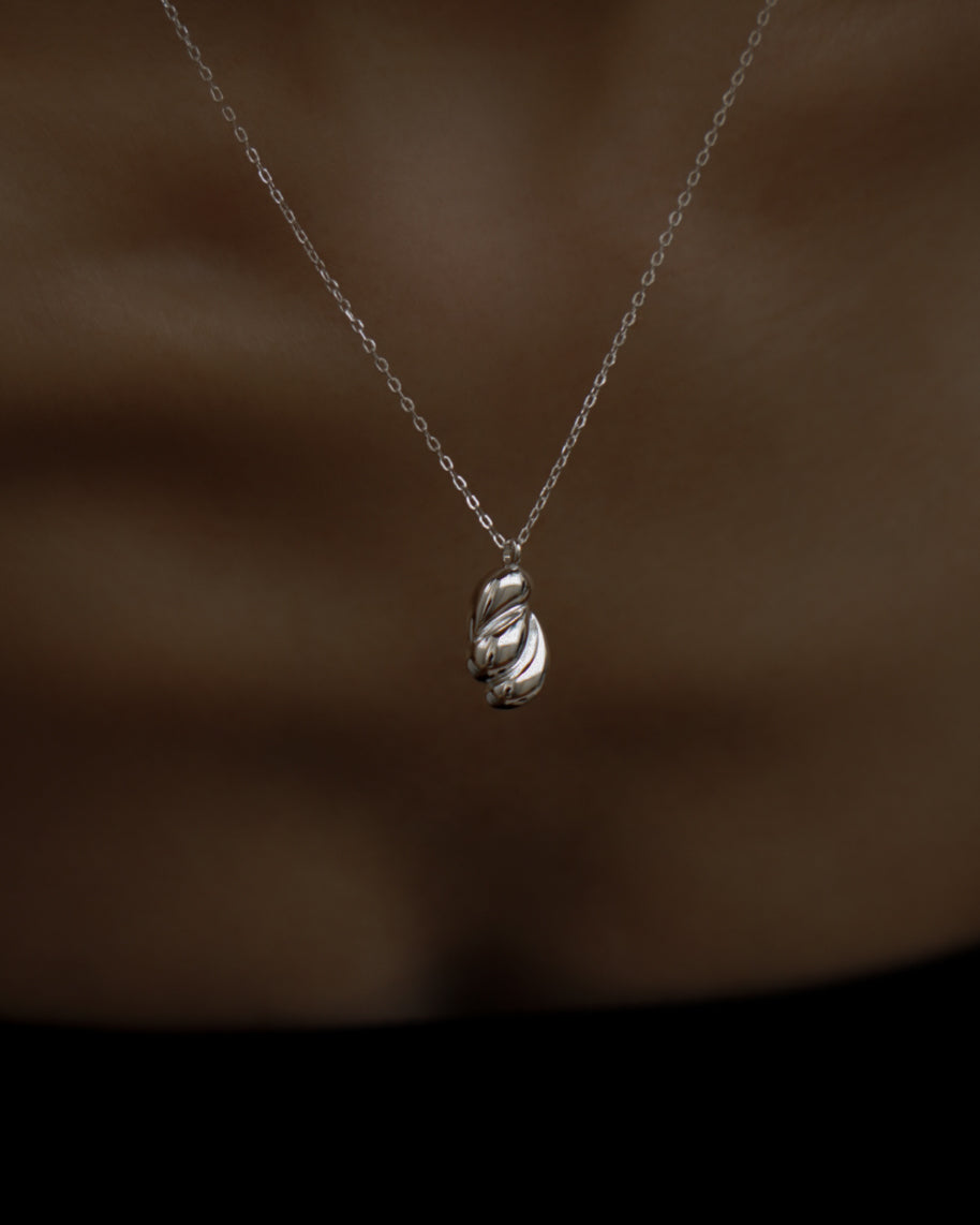 Madeline Droplet Pendant Necklace