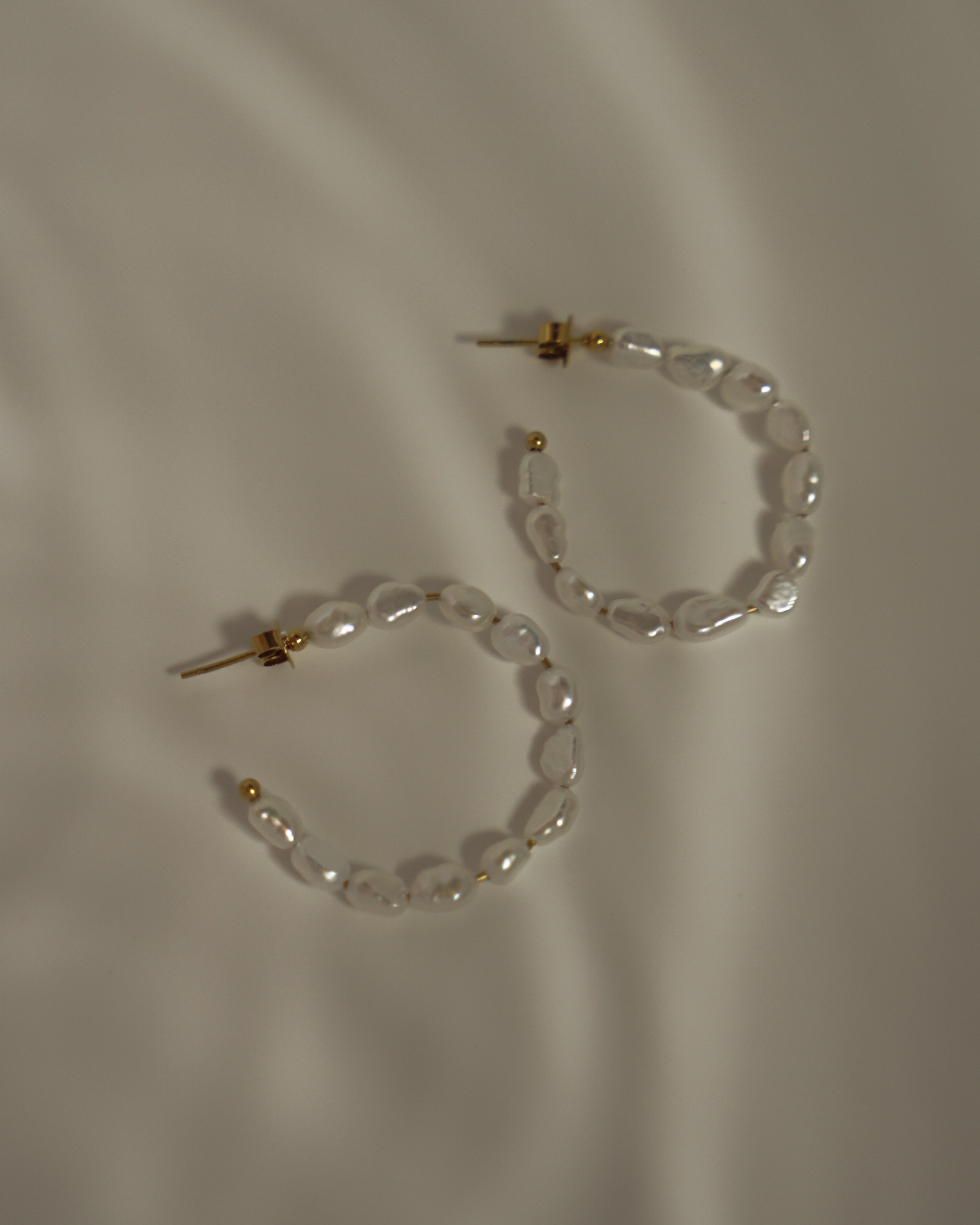 Lais Fresh Water Pearl Hoop Earrings