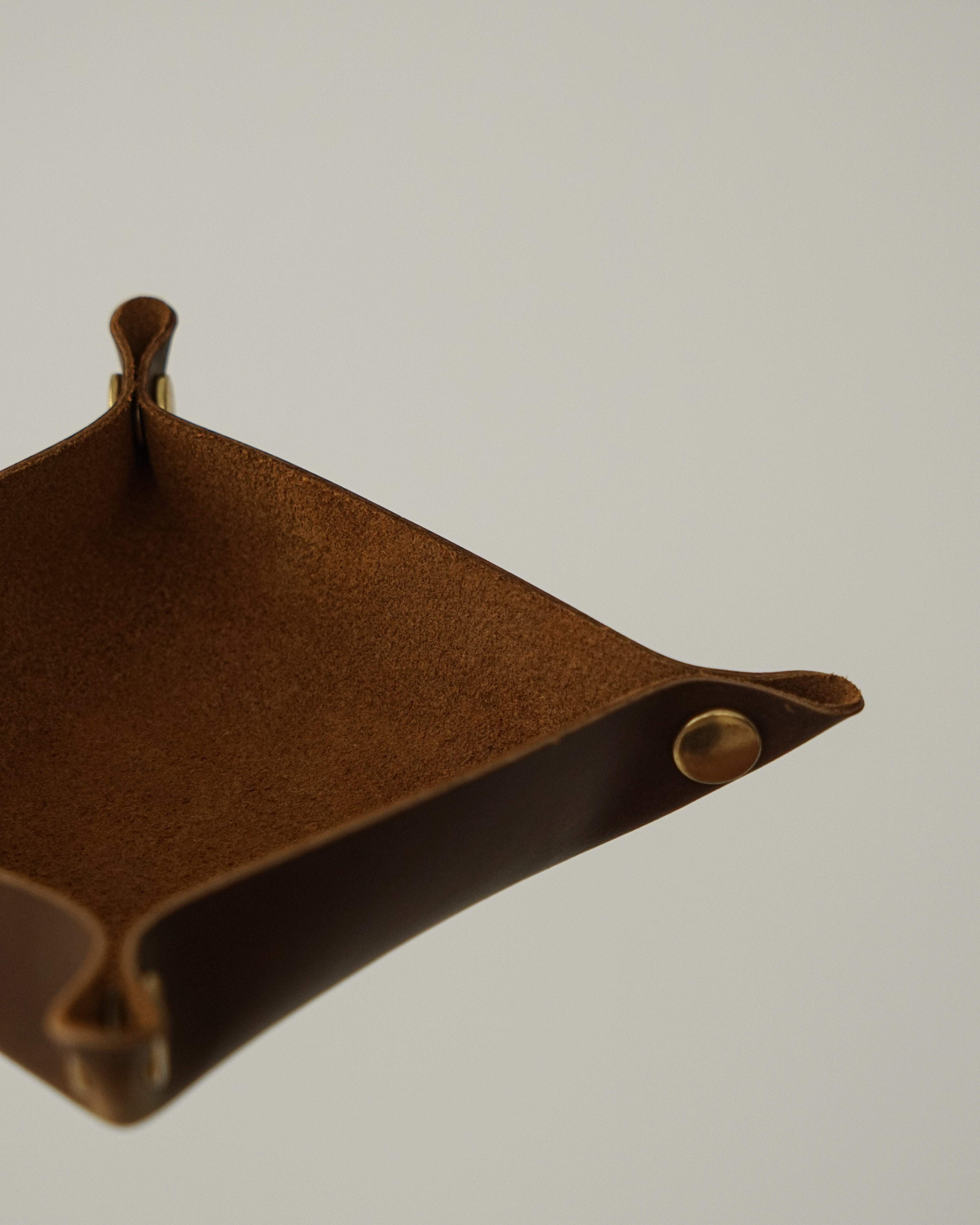 MYJN Cedar MYJN Leather Tray