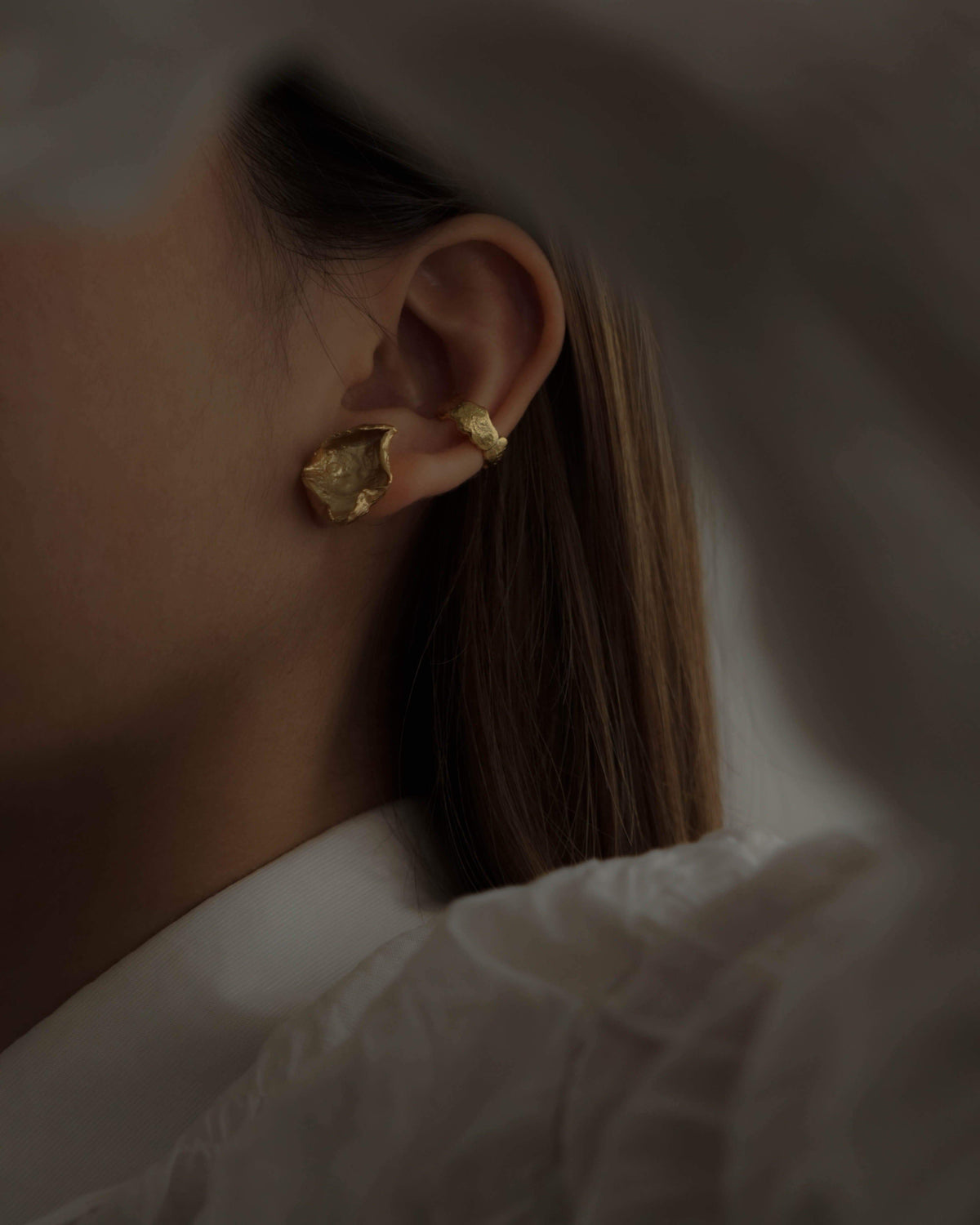 MYJN Earrings Zahra Petal Hammered Curved Earrings
