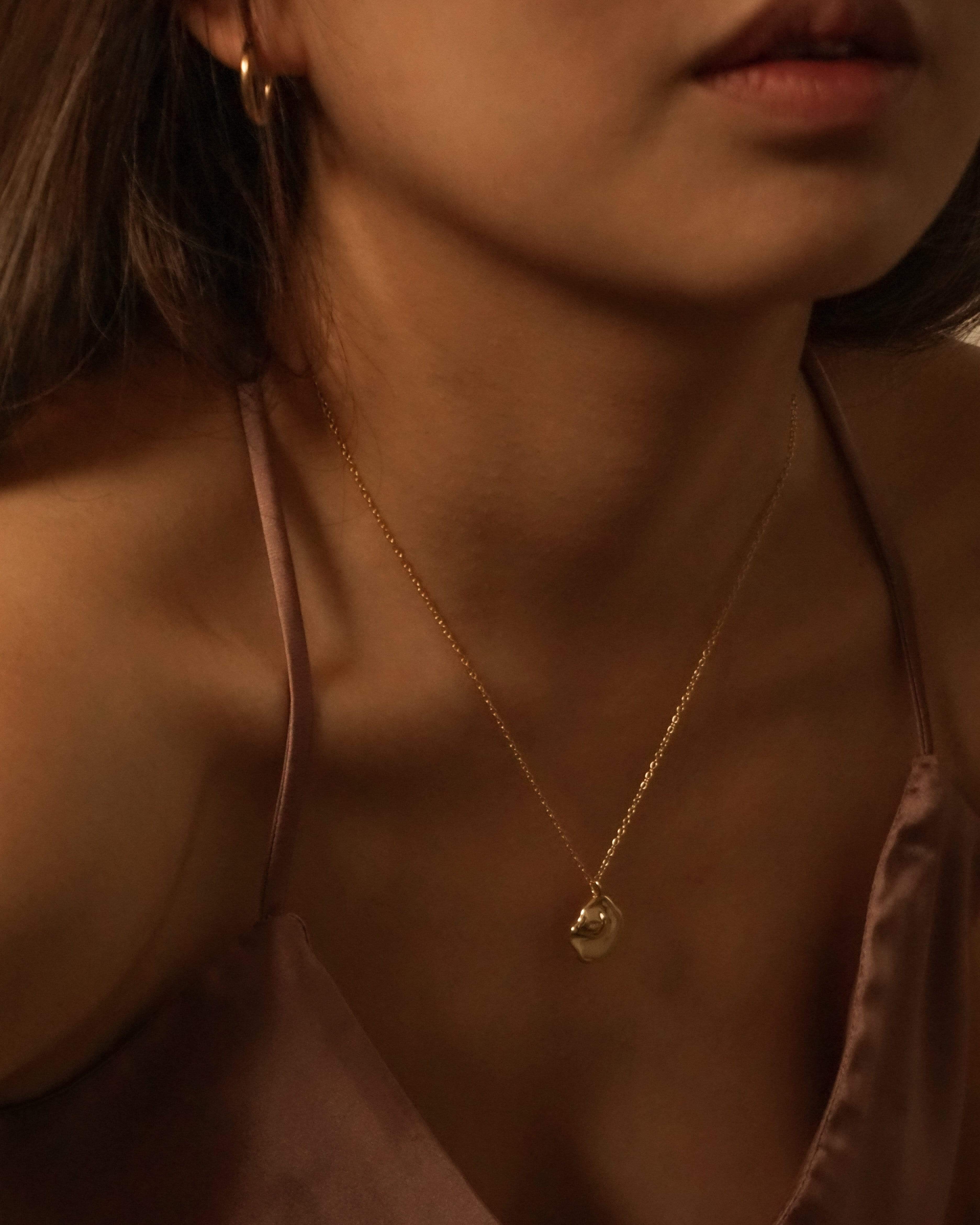 MYJN Necklaces Iola Hammered Plate Necklace