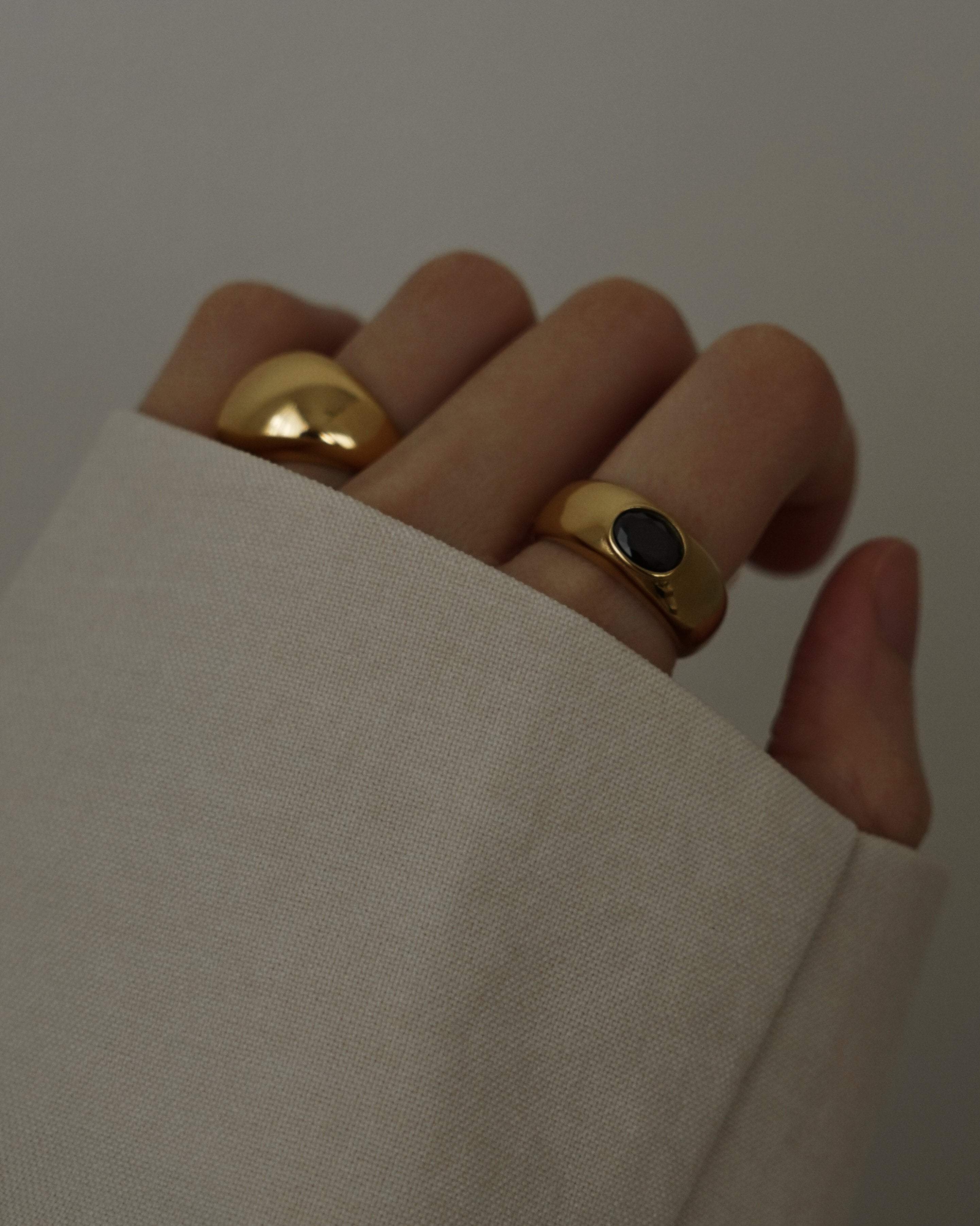 MYJN Rings Nadja Black Diamond Dome Ring