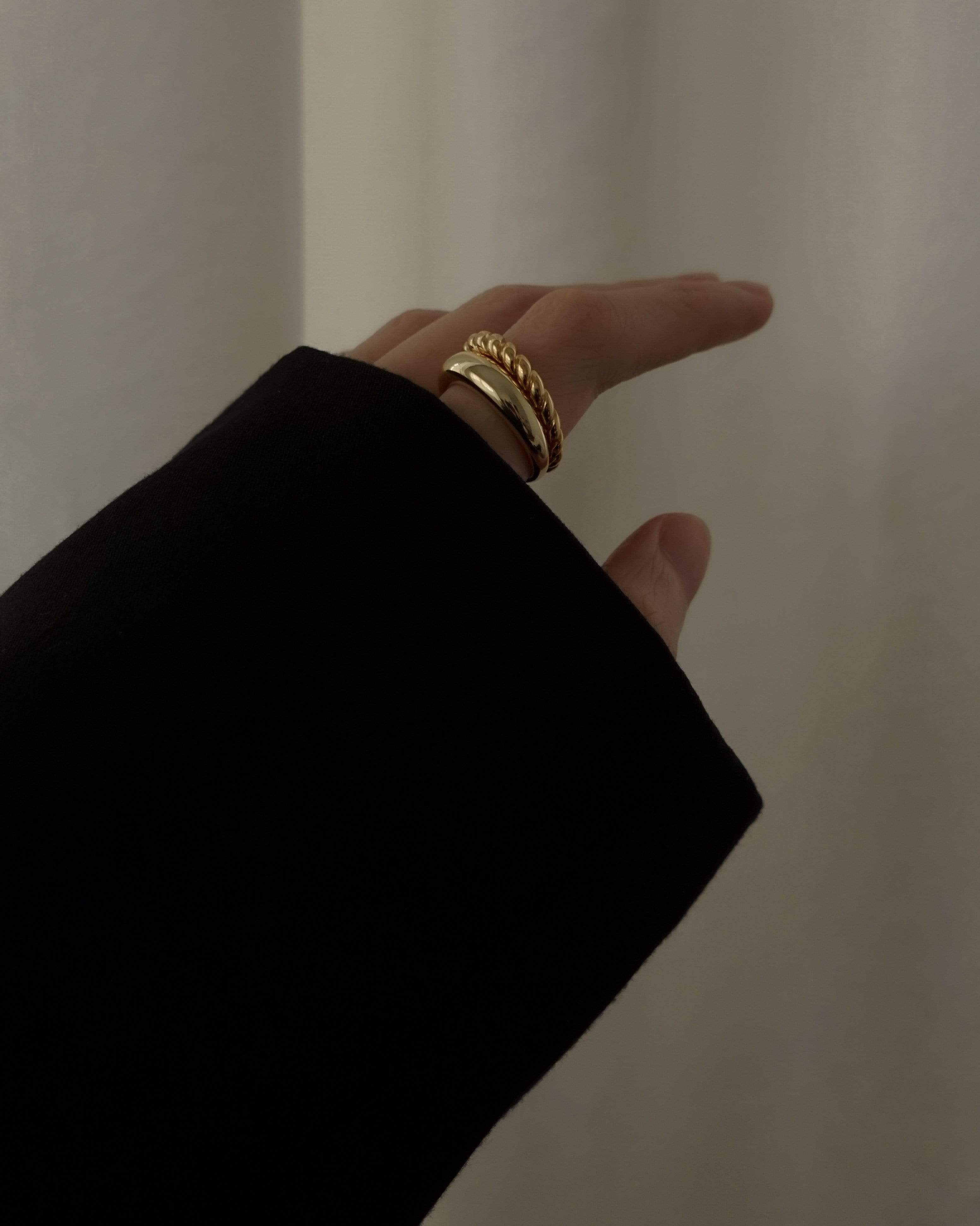 MYJN Rings Noia Croissant Dome Ring