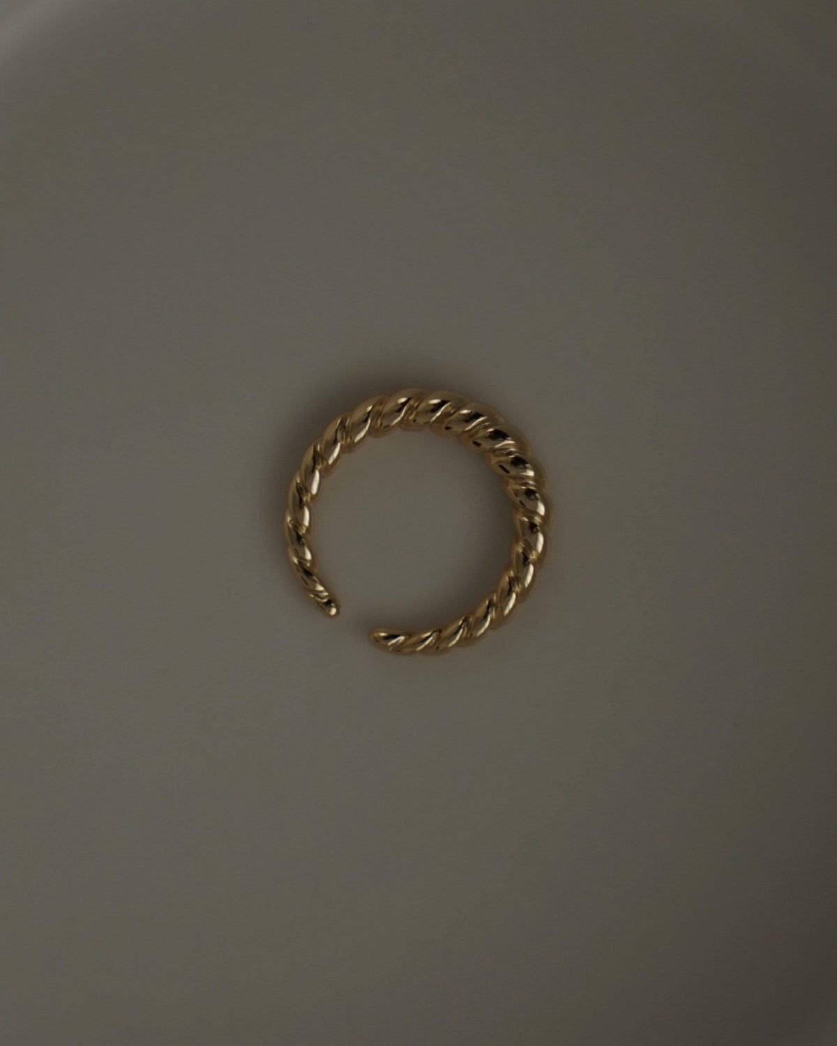 MYJN Rings Noia Croissant Dome Ring