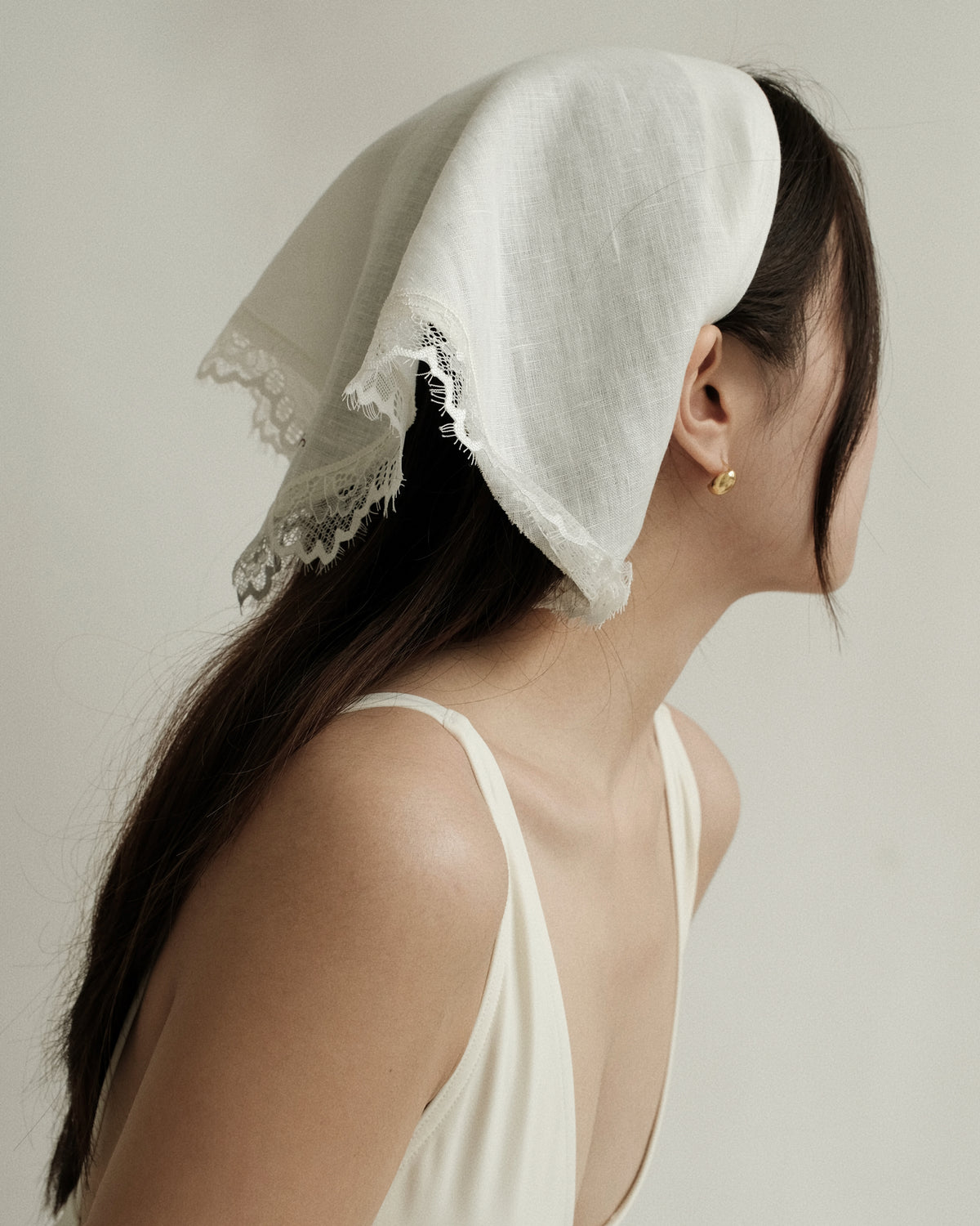 The Lace Scarf