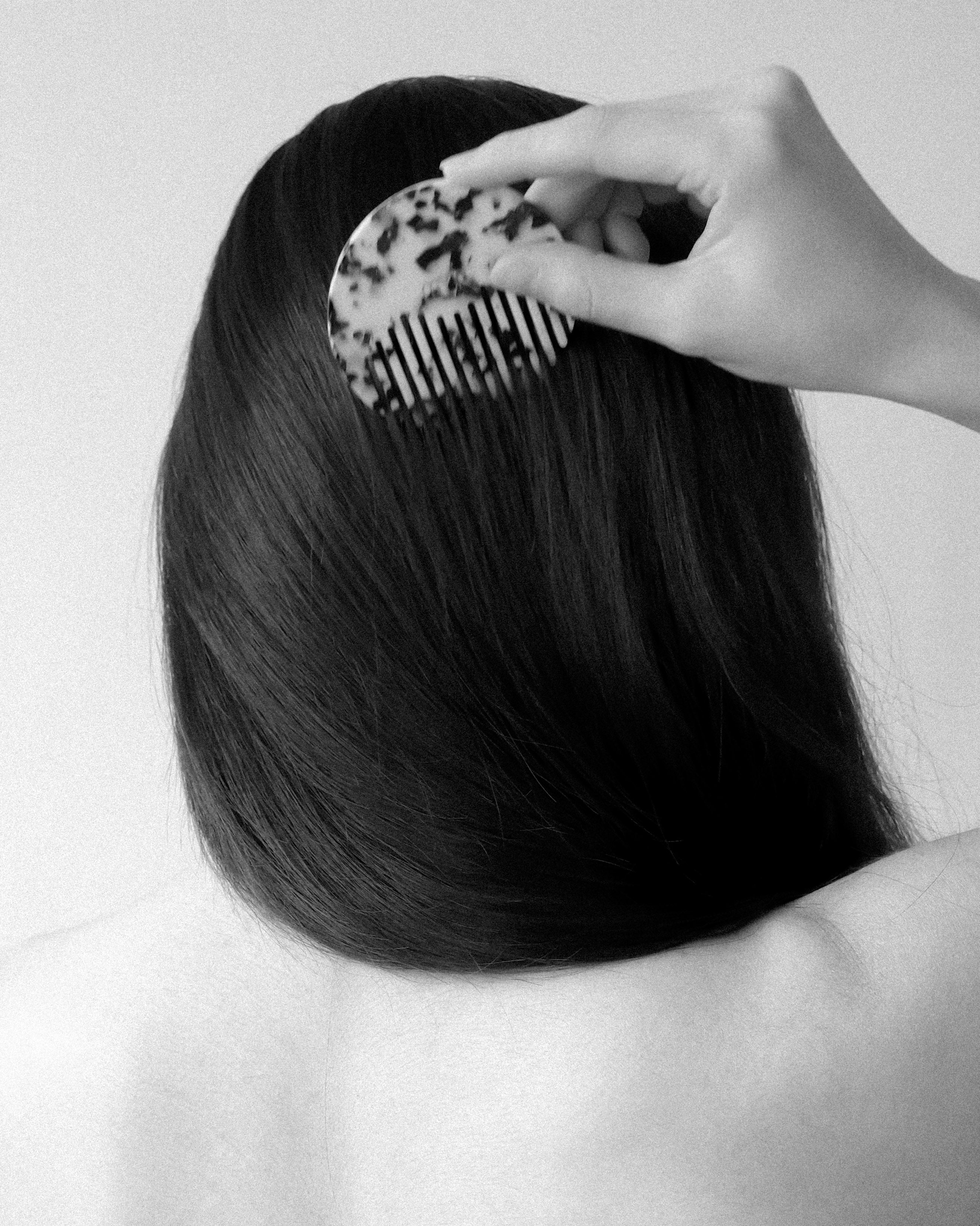 [GIFT] Marbre d’Encre Tassel Comb