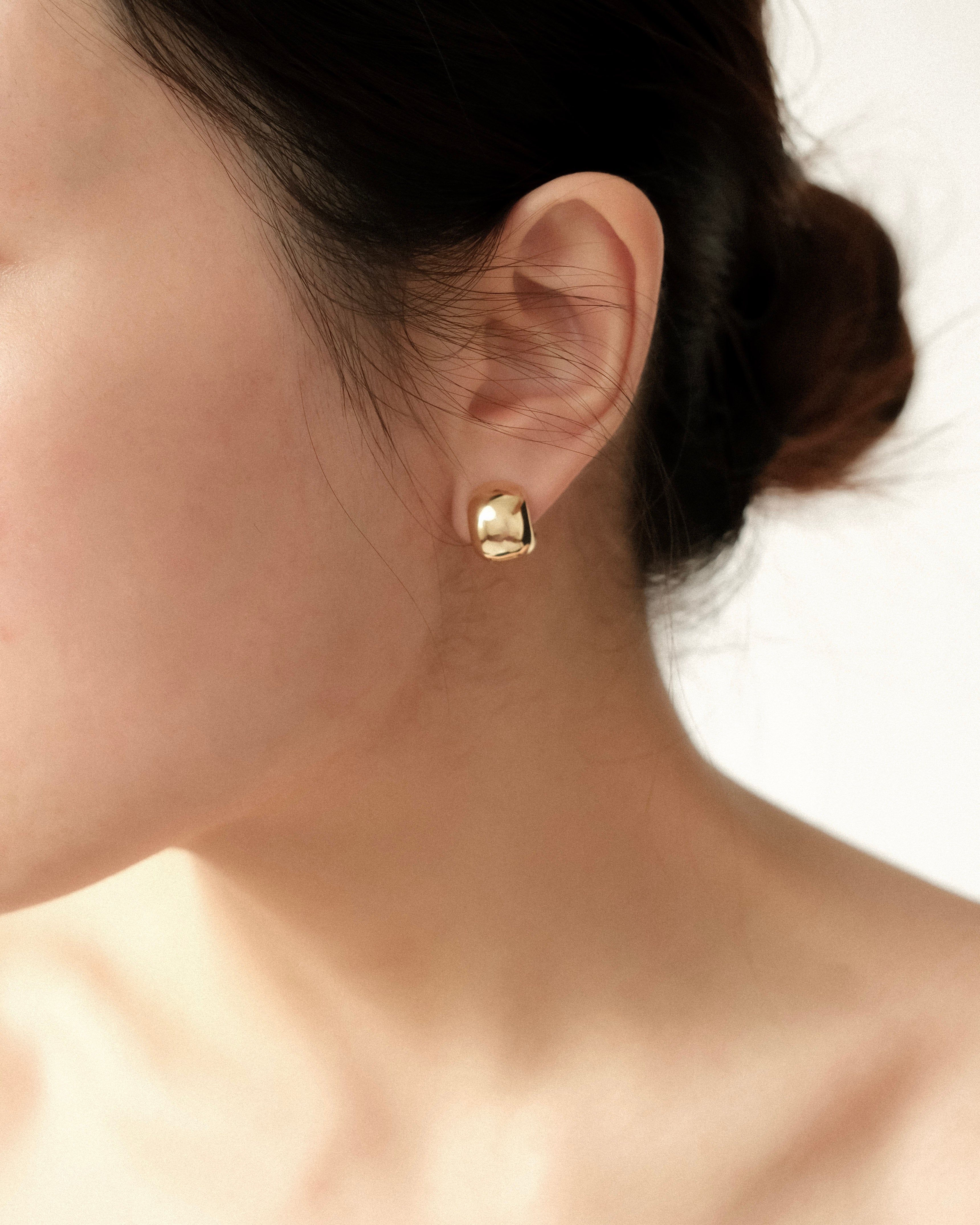 Petite Emora Cigar Hoop Earrings