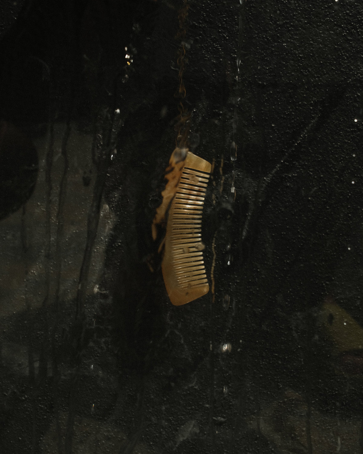 The Curved Gua Sha Comb