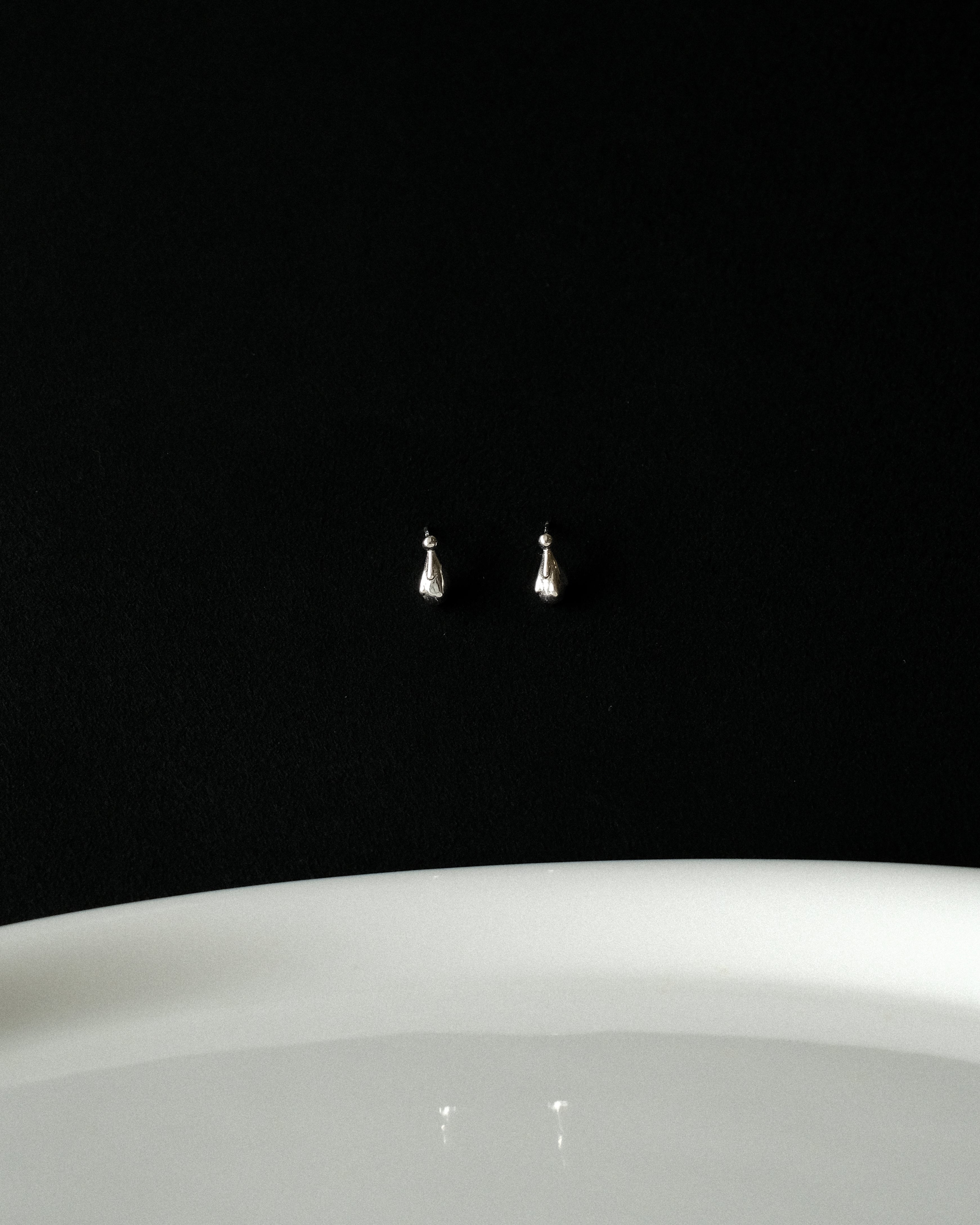 Paco Droplet Stud Earrings