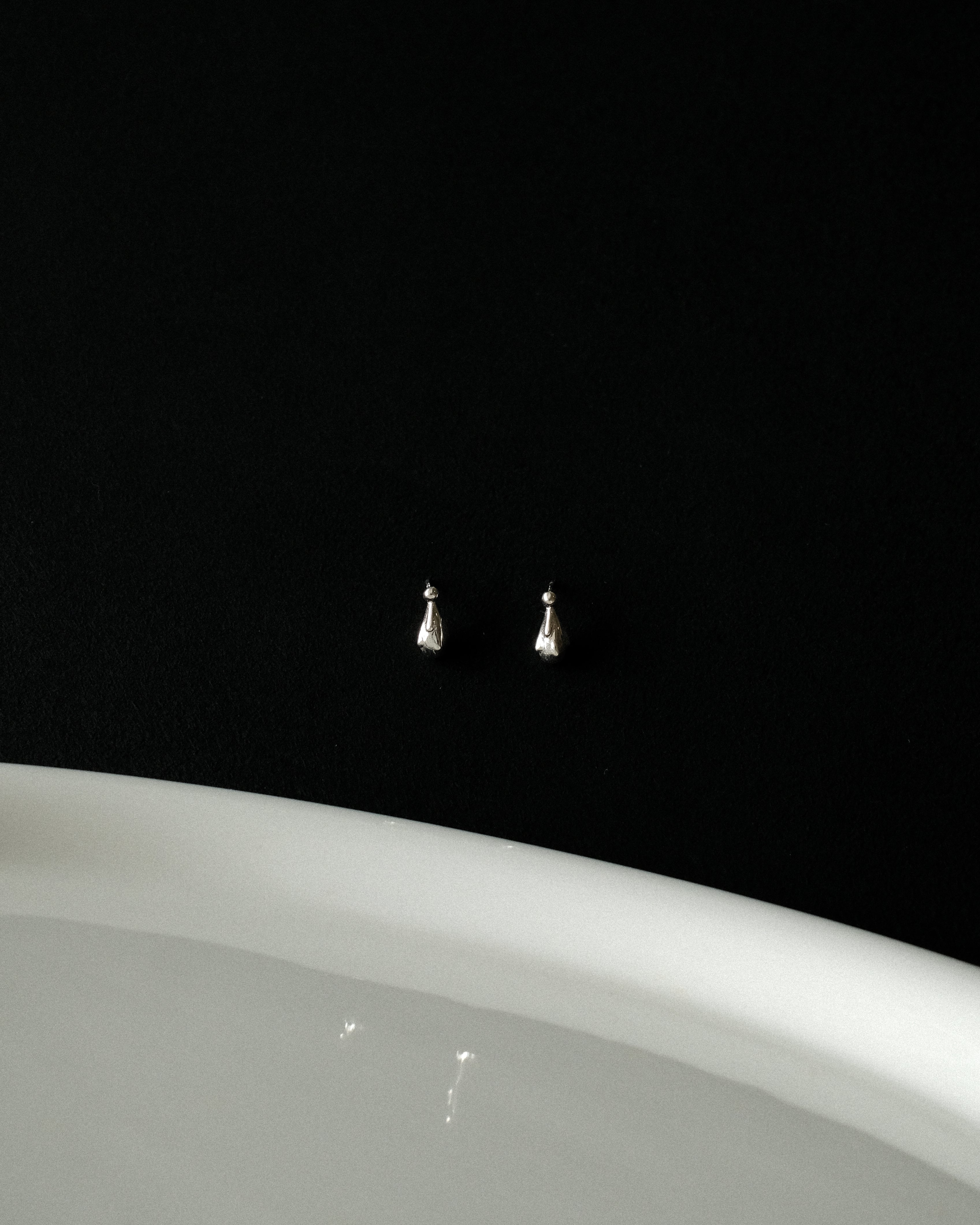 Paco Droplet Stud Earrings