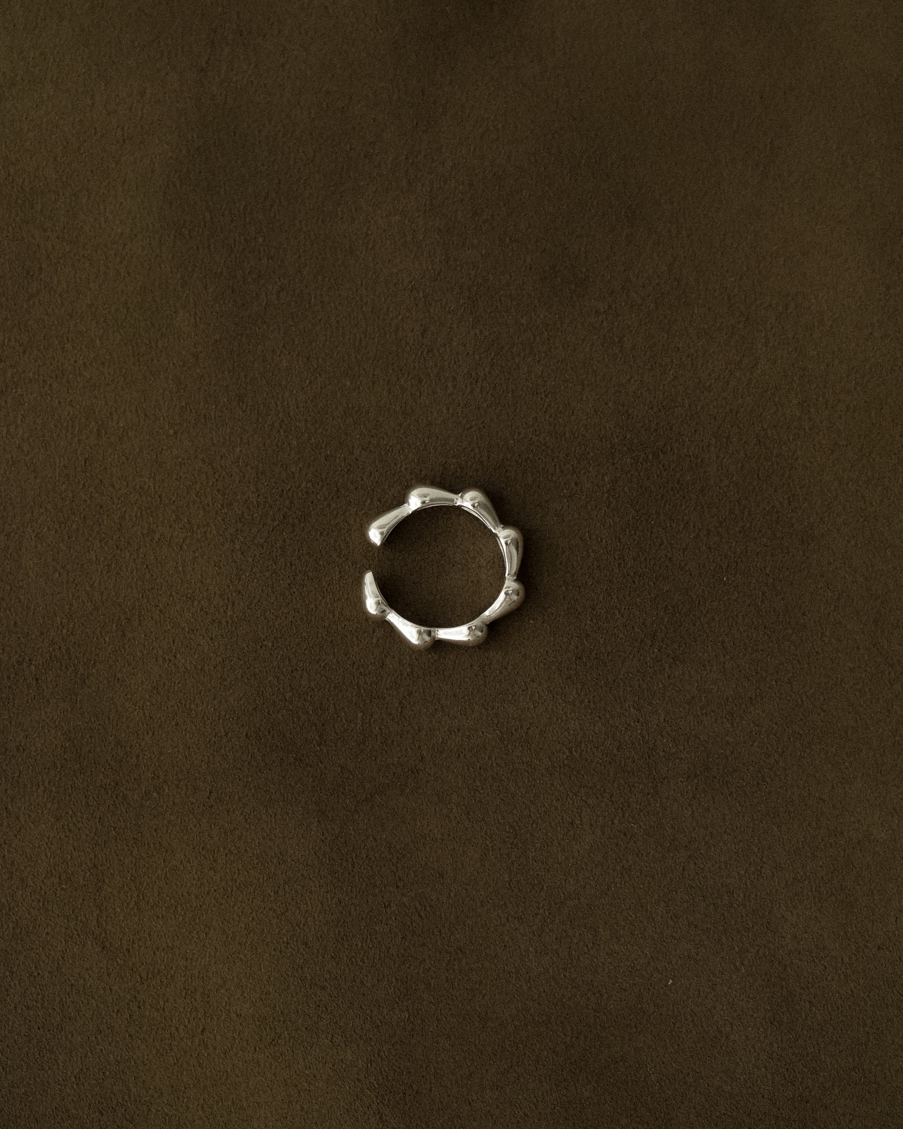 Oriée Wreath Band Ring