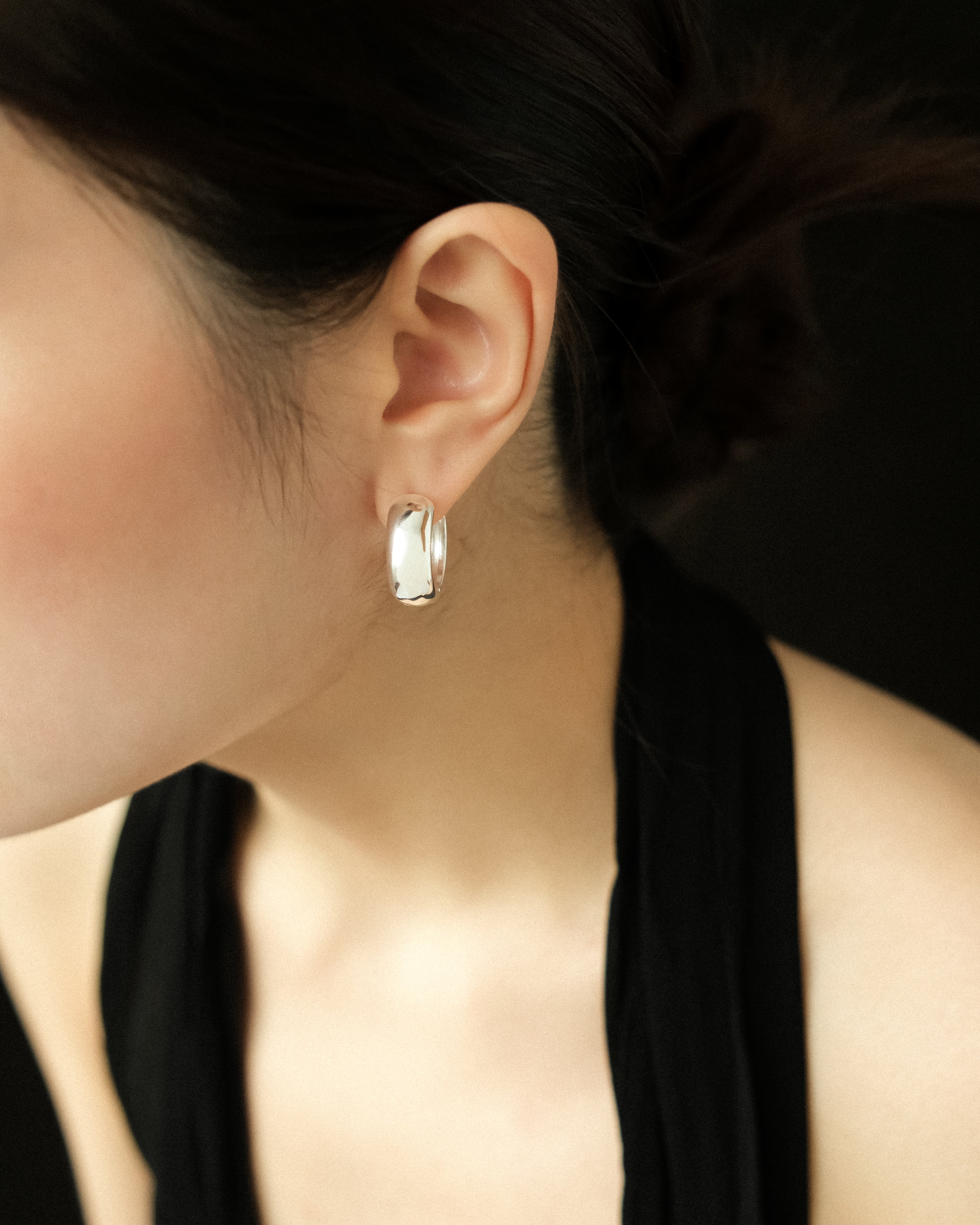 Bold Roque Classic Hoop Earrings