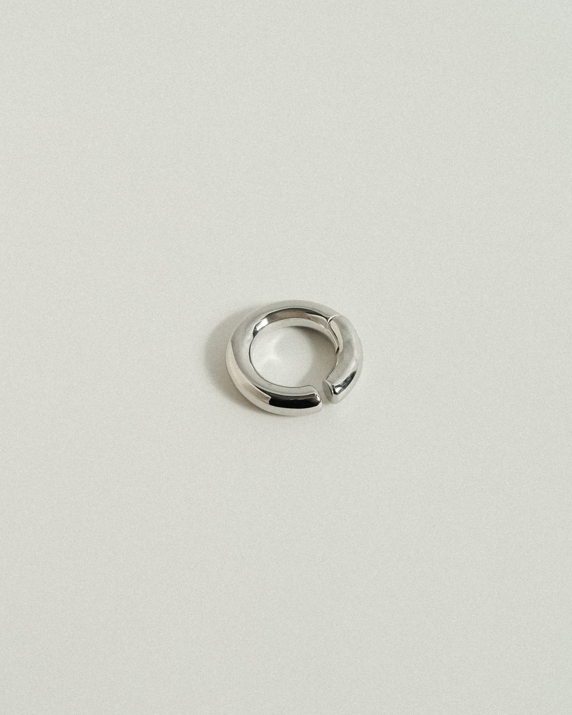 Rhea Bold Ear Cuff