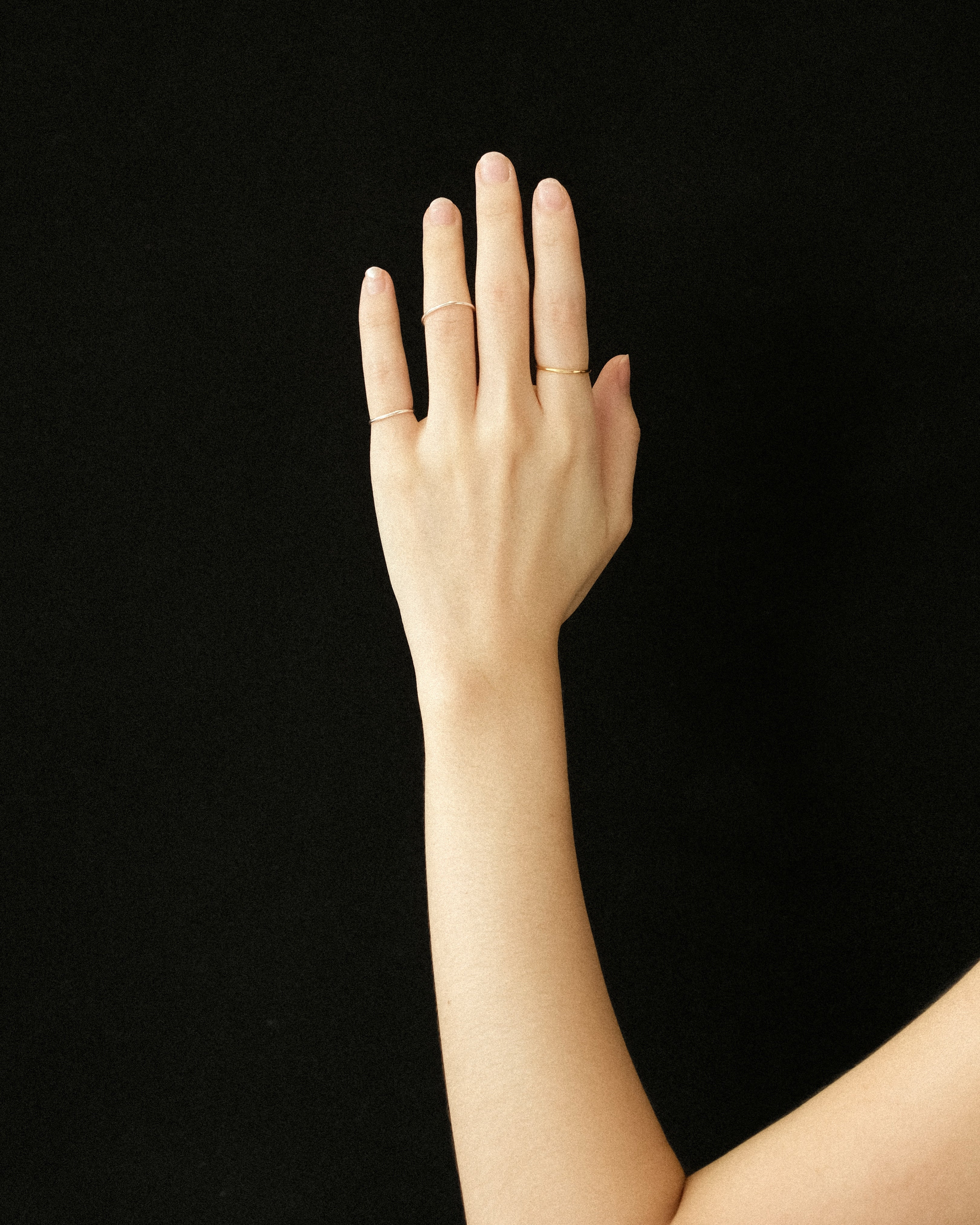 Olia Thin Band Ring