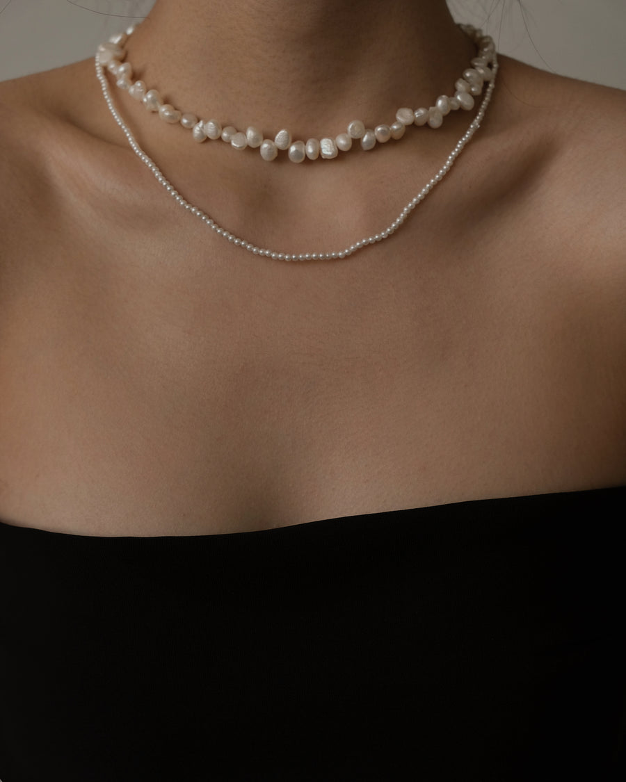 Zoe Baroque Pearl Choker Necklace