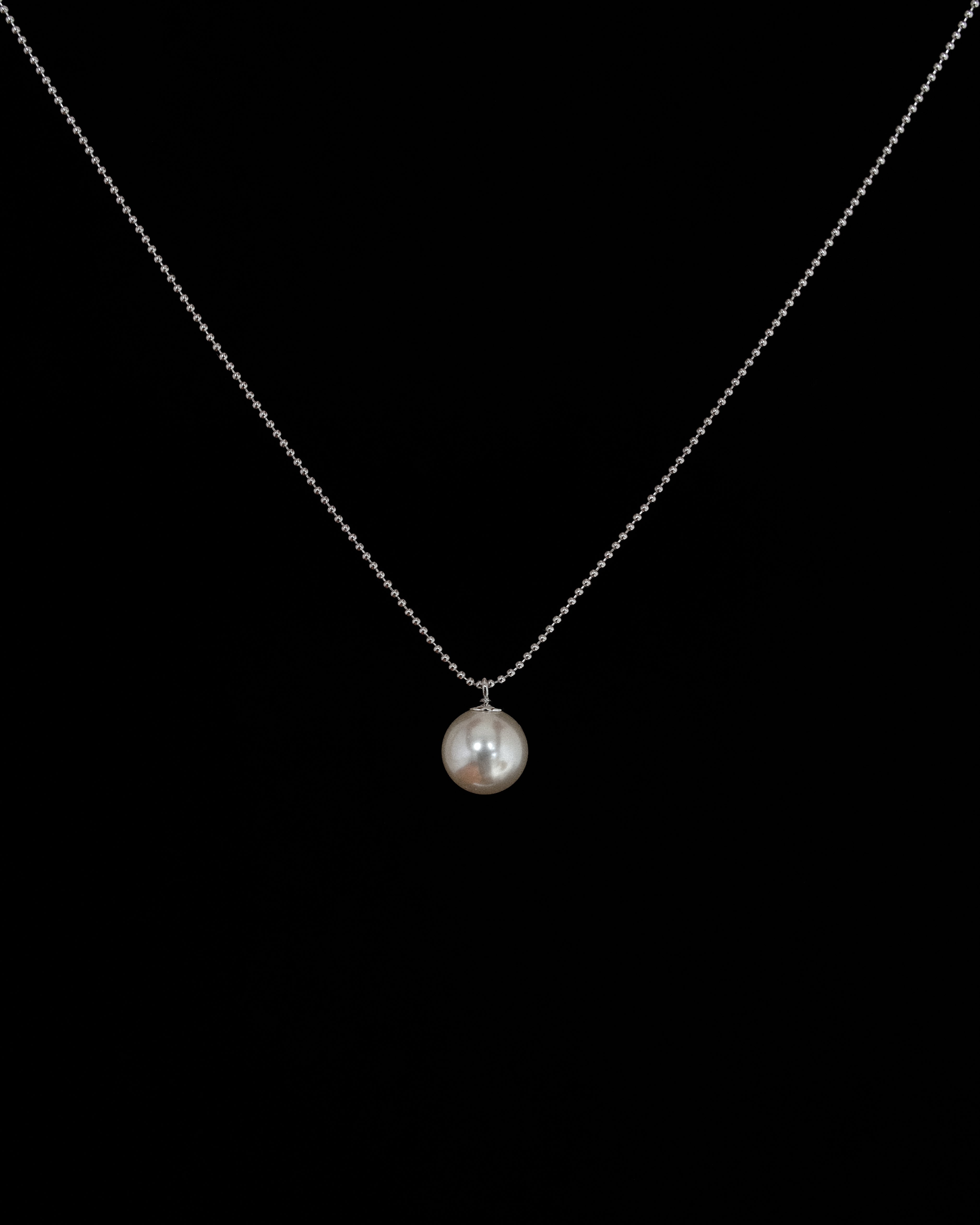 Noelia Single Pearl Pendant Necklace