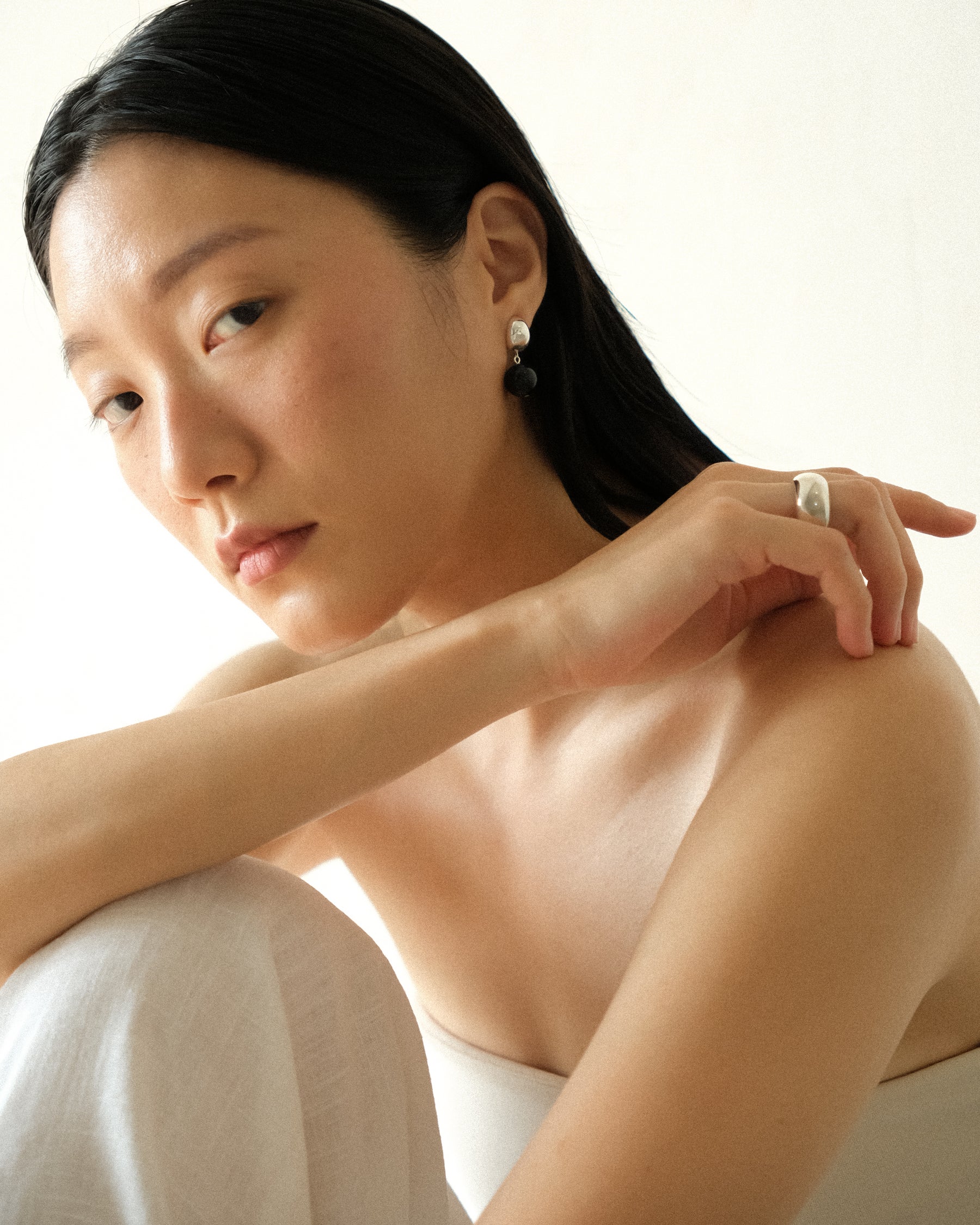 Teha Onyx Bobble Dangle Stud Earrings